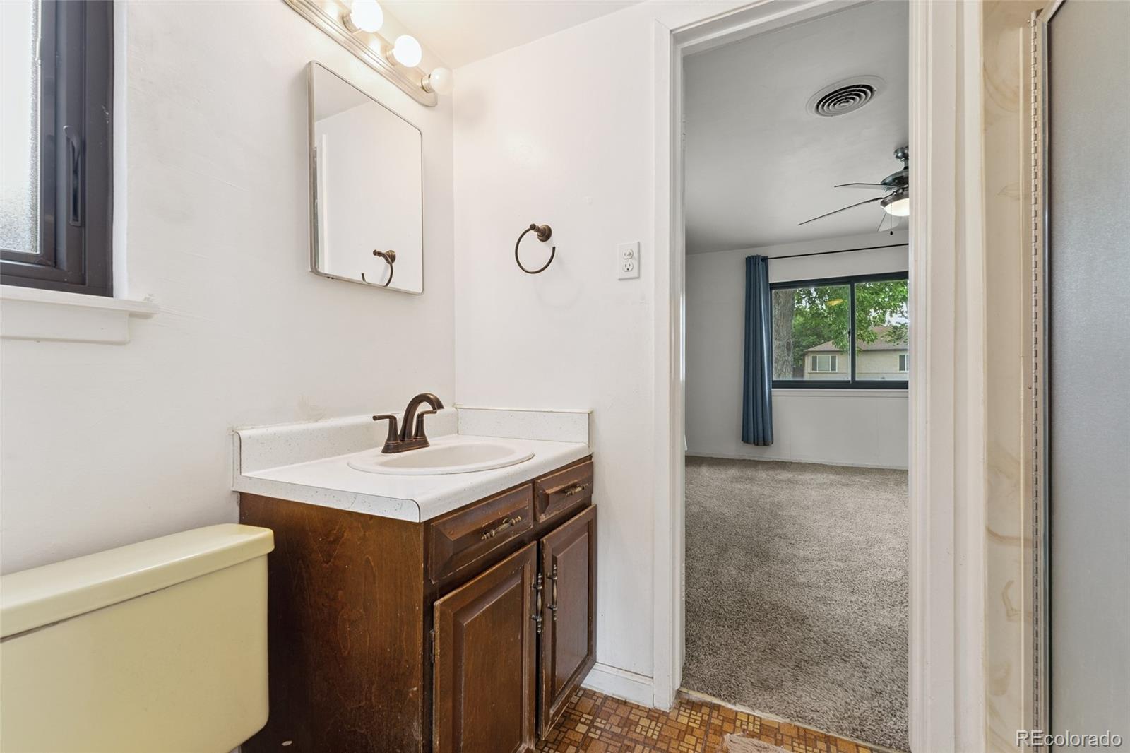 MLS Image #11 for 708  revere street,aurora, Colorado