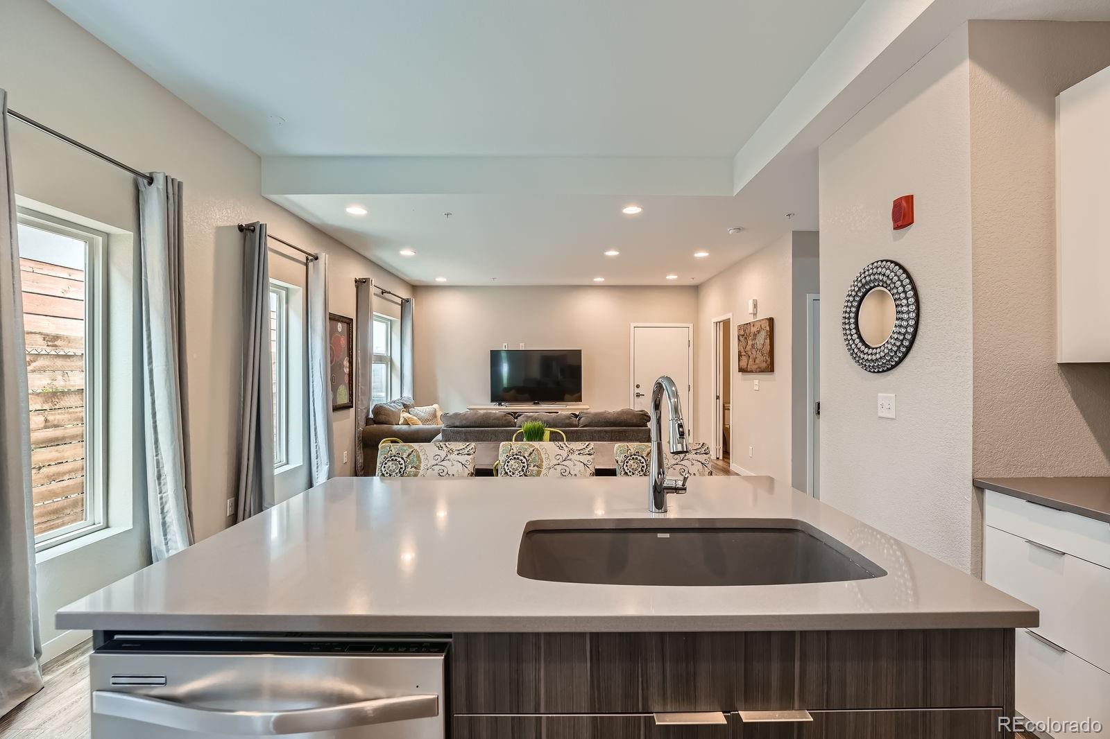 MLS Image #11 for 1531  vrain street,denver, Colorado