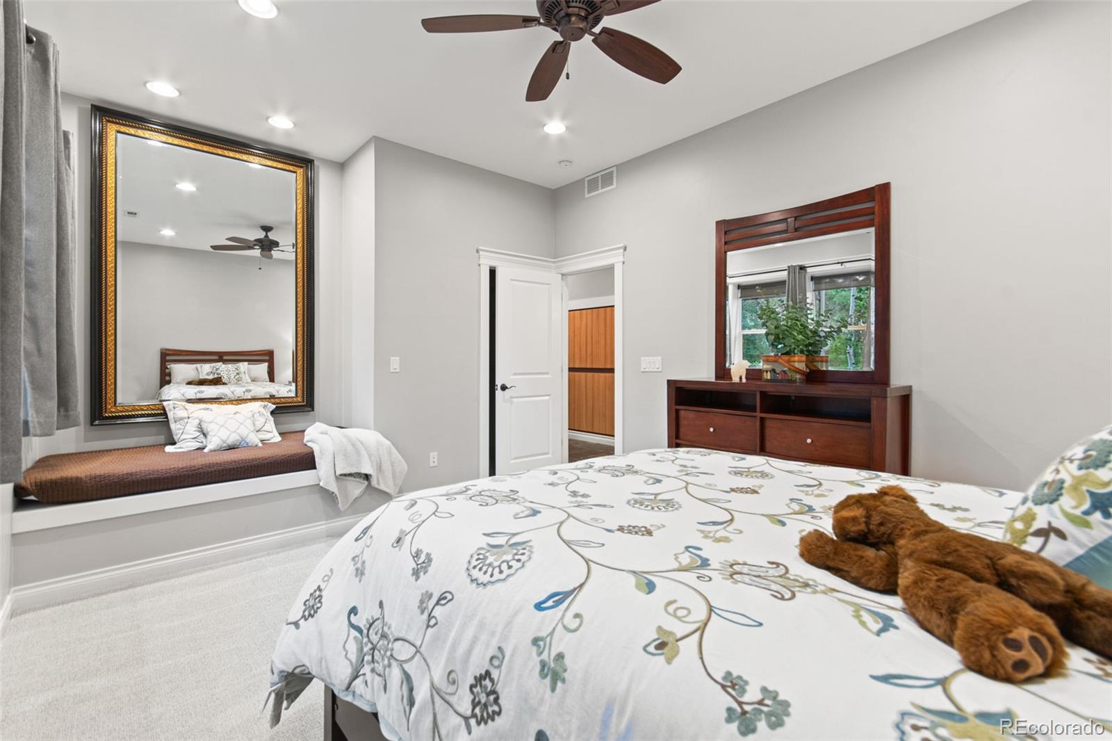 MLS Image #39 for 24906 e geddes circle,aurora, Colorado