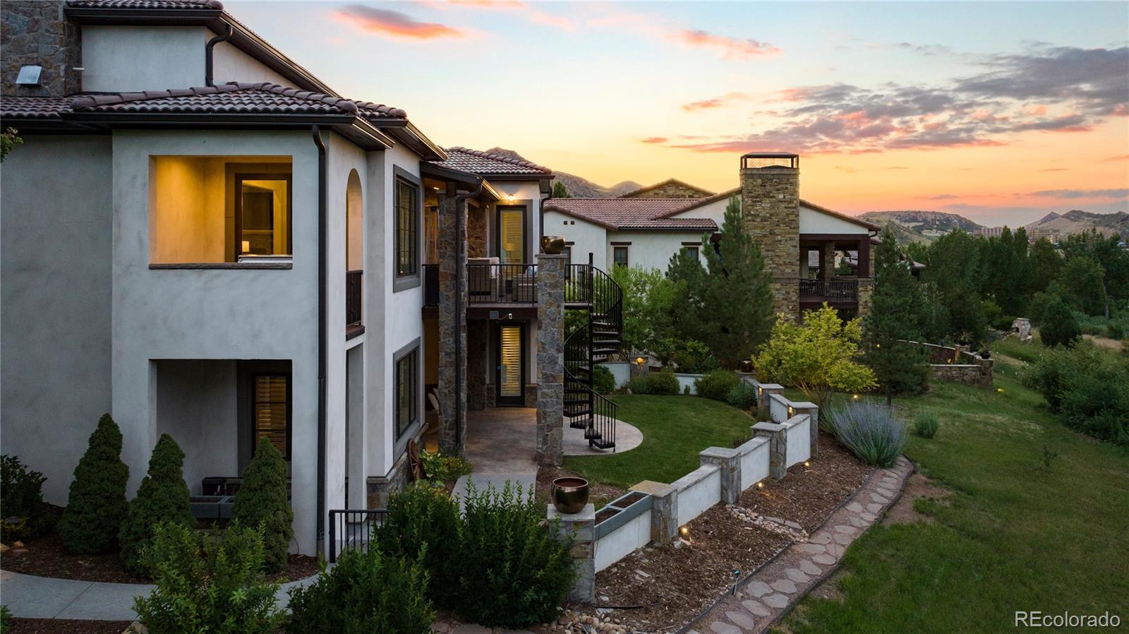 MLS Image #2 for 8326  raphael lane,littleton, Colorado