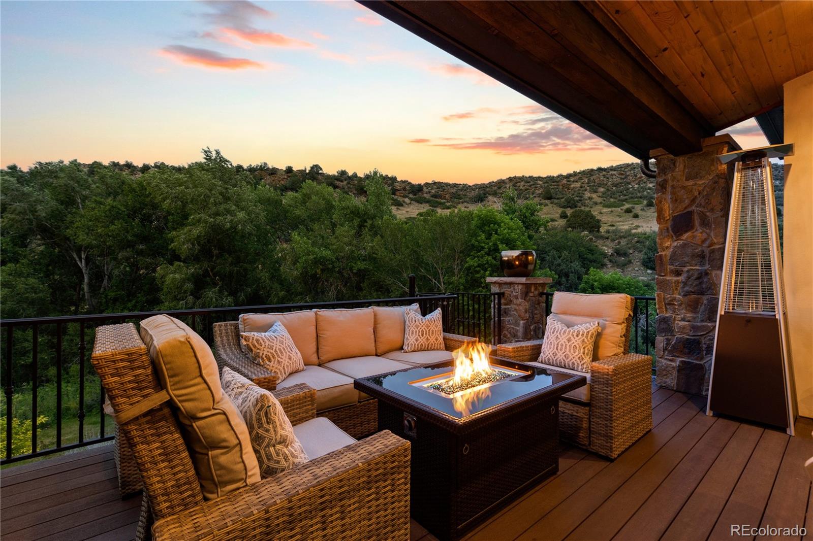 MLS Image #5 for 8326  raphael lane,littleton, Colorado
