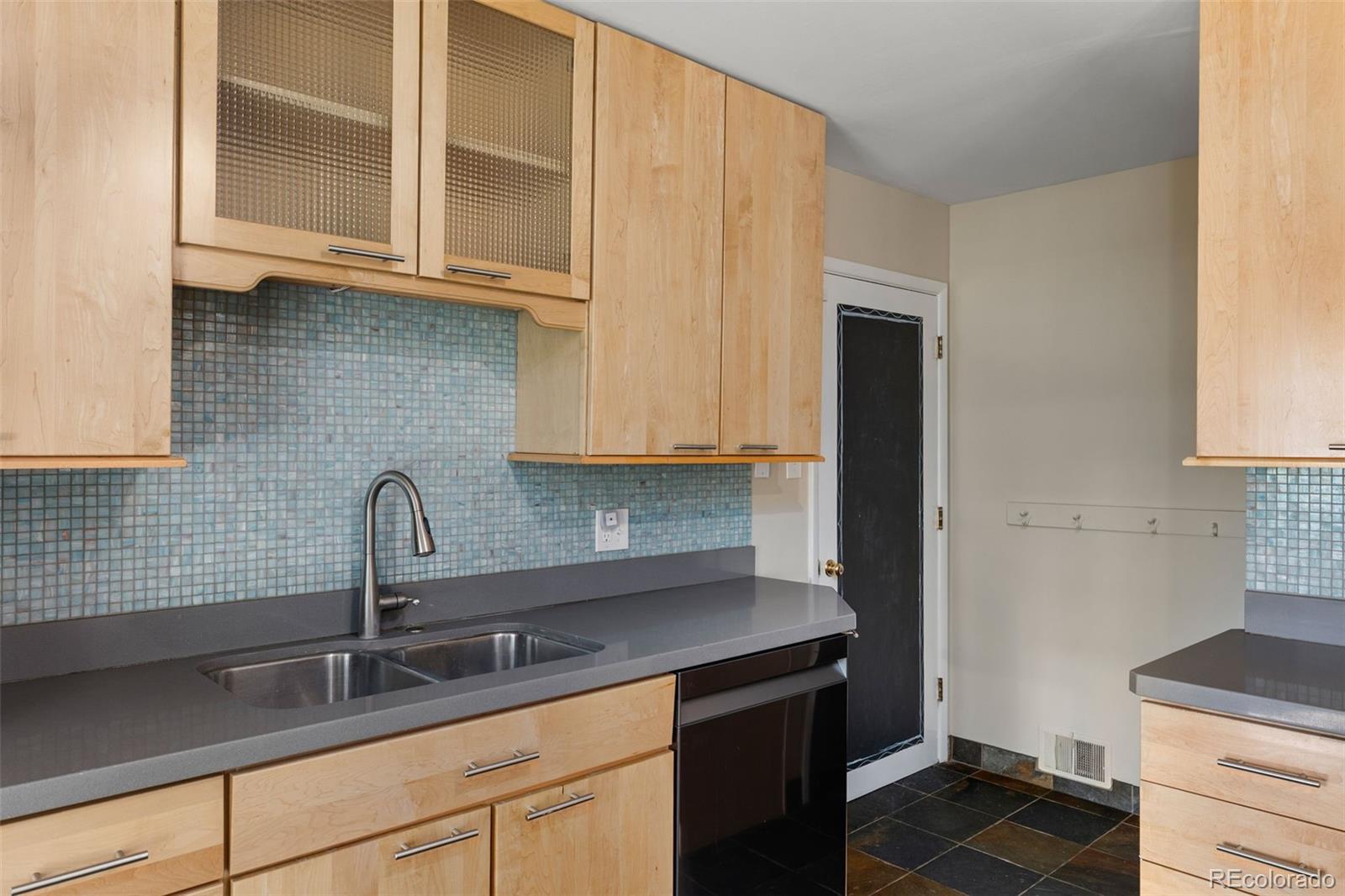 MLS Image #12 for 2672 s magnolia street,denver, Colorado