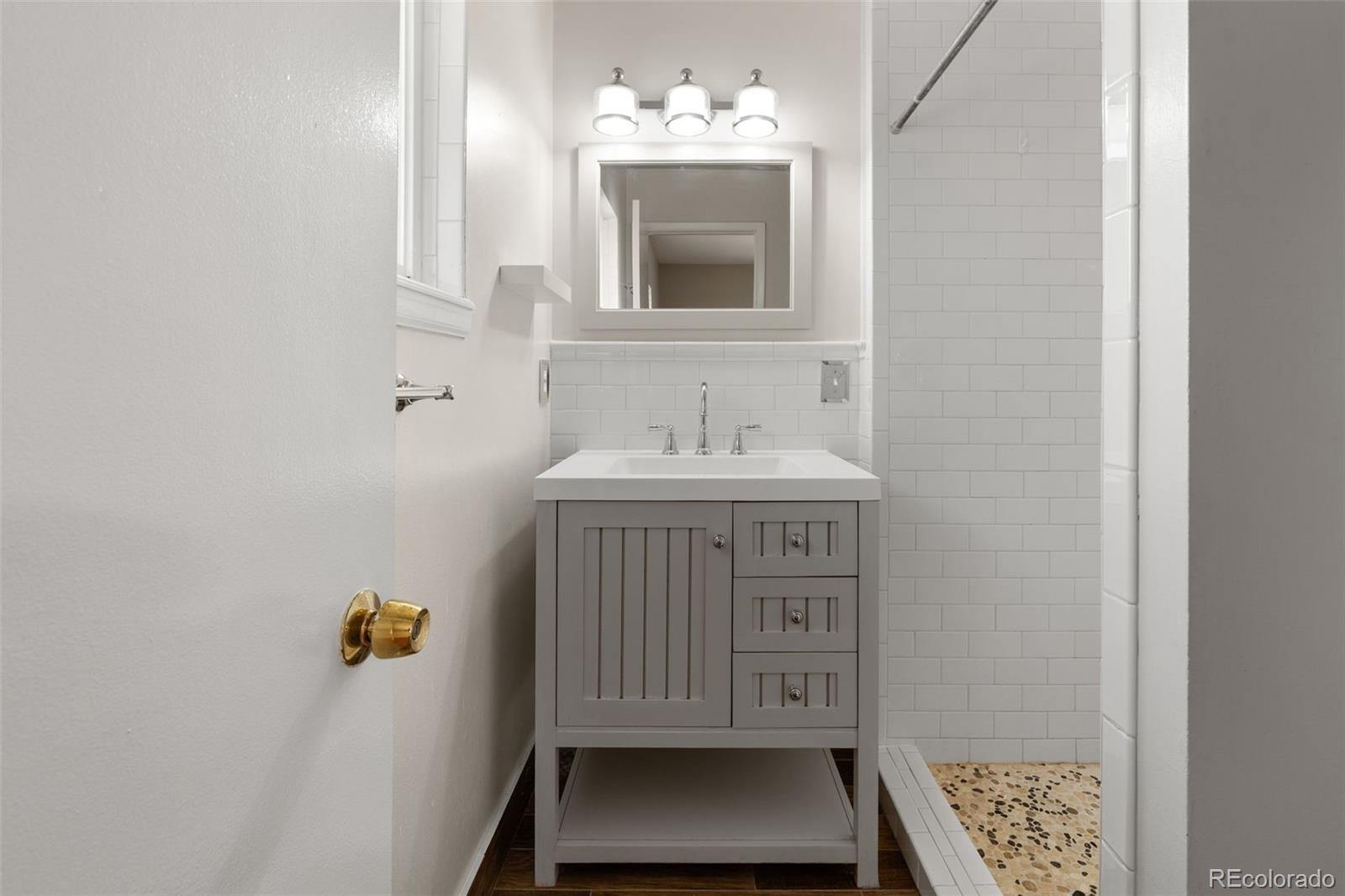 MLS Image #18 for 2672 s magnolia street,denver, Colorado