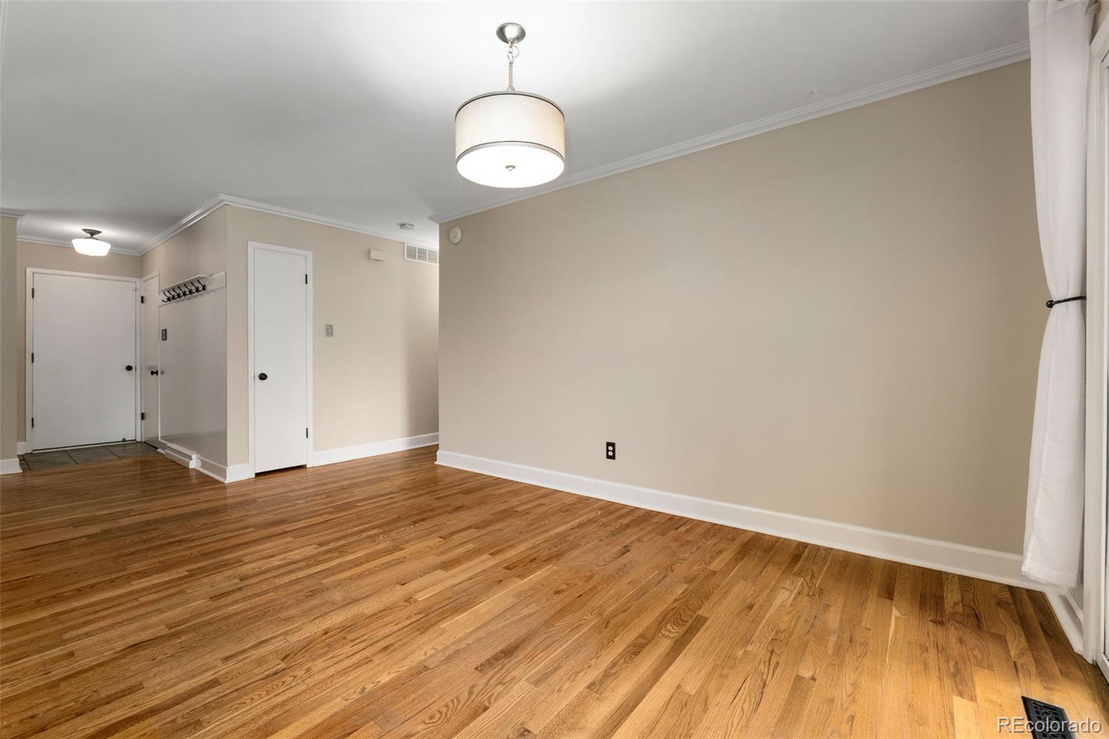 MLS Image #6 for 2672 s magnolia street,denver, Colorado