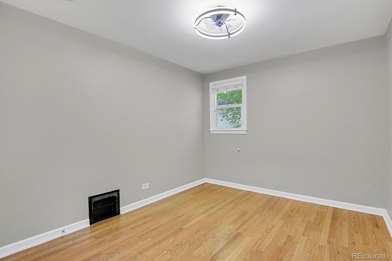 MLS Image #19 for 1720 s madison street,denver, Colorado