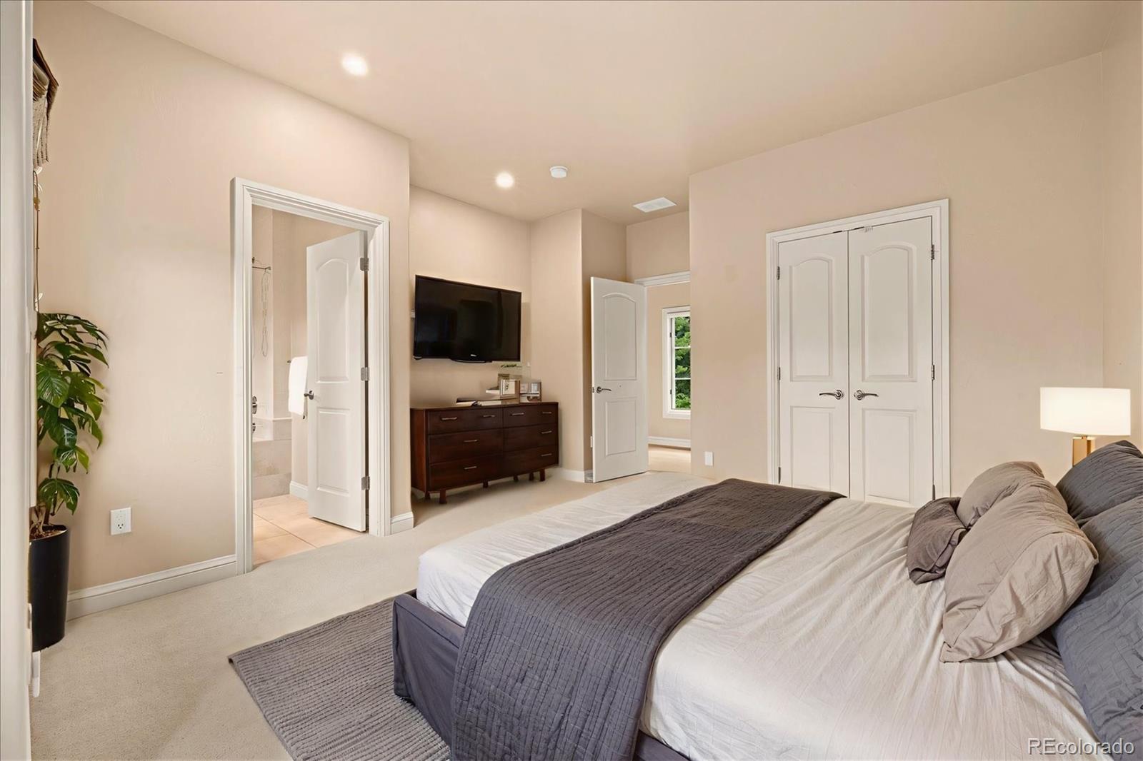 MLS Image #25 for 174 s jersey street,denver, Colorado