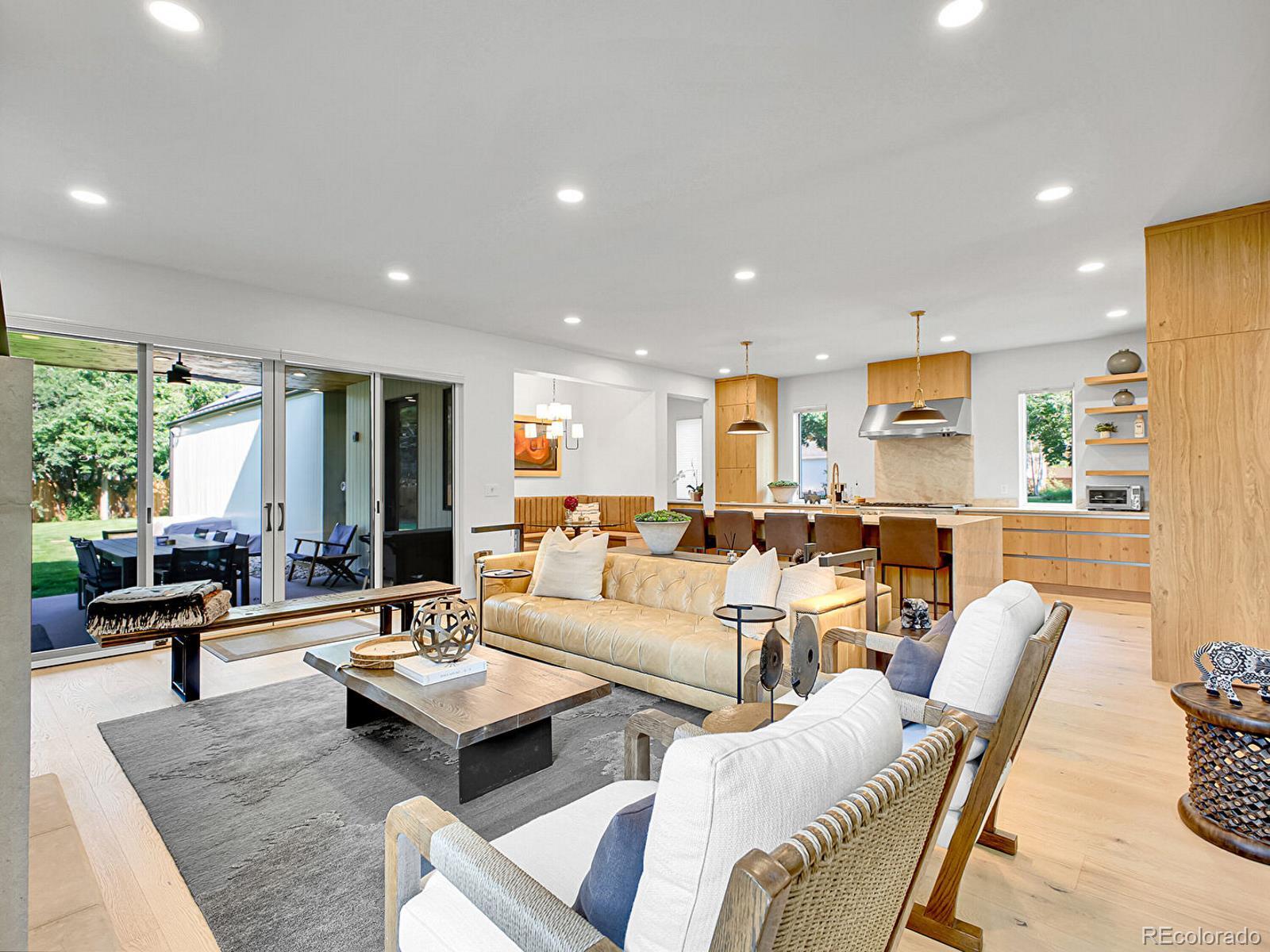 MLS Image #11 for 300  oneida street,denver, Colorado