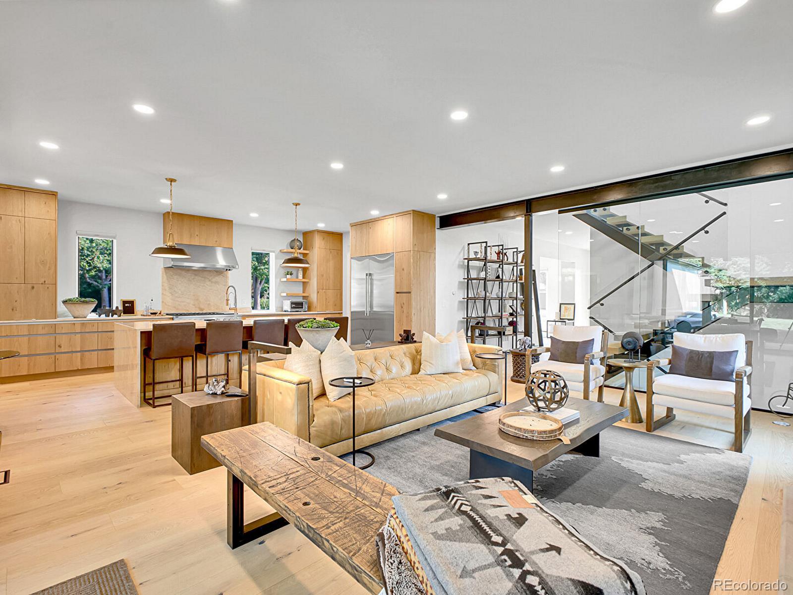MLS Image #14 for 300  oneida street,denver, Colorado