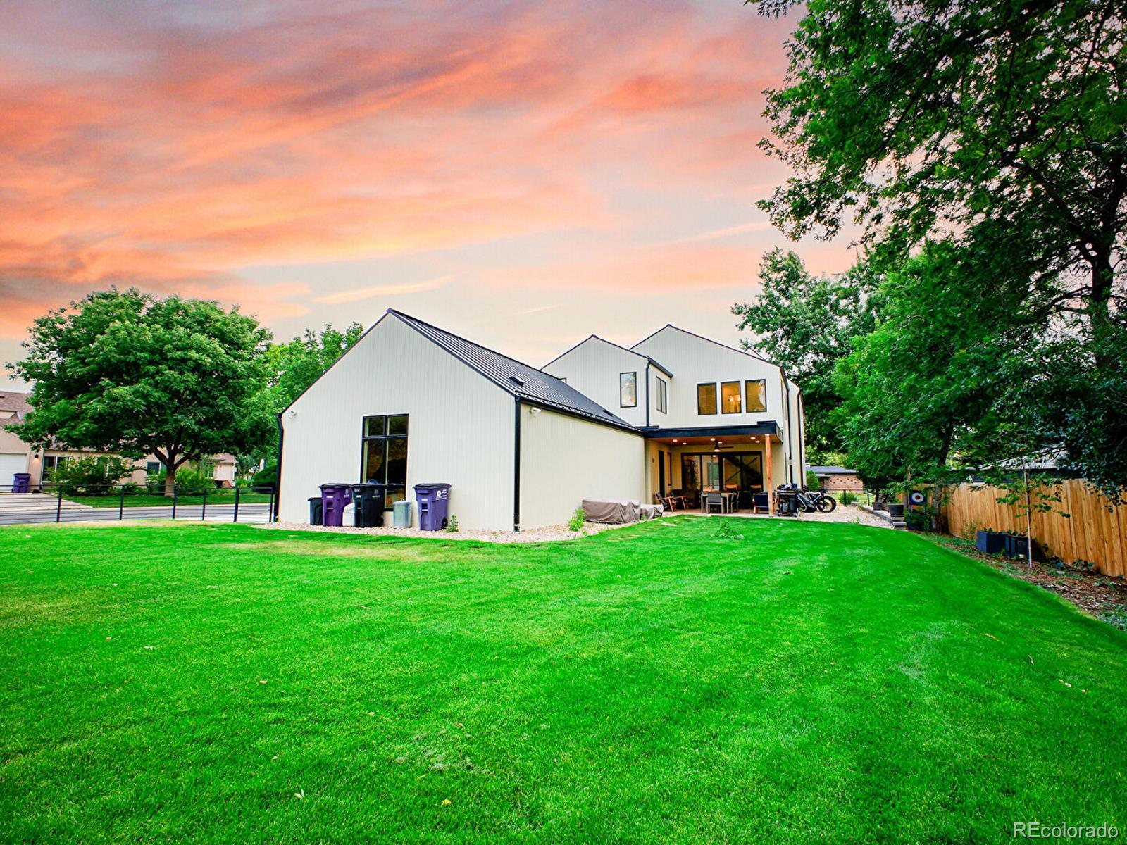 MLS Image #38 for 300  oneida street,denver, Colorado