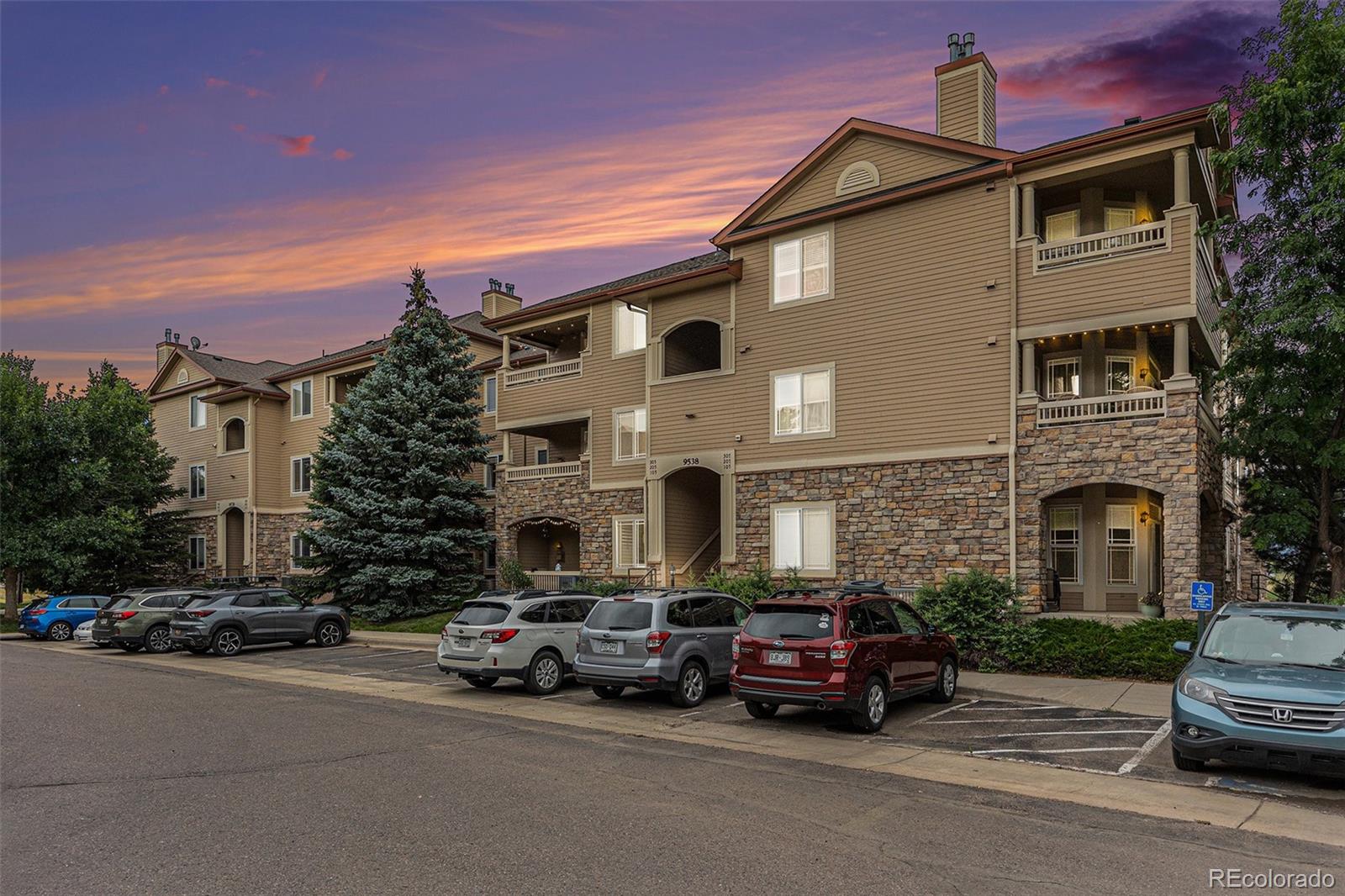 MLS Image #0 for 9538 w san juan circle,littleton, Colorado