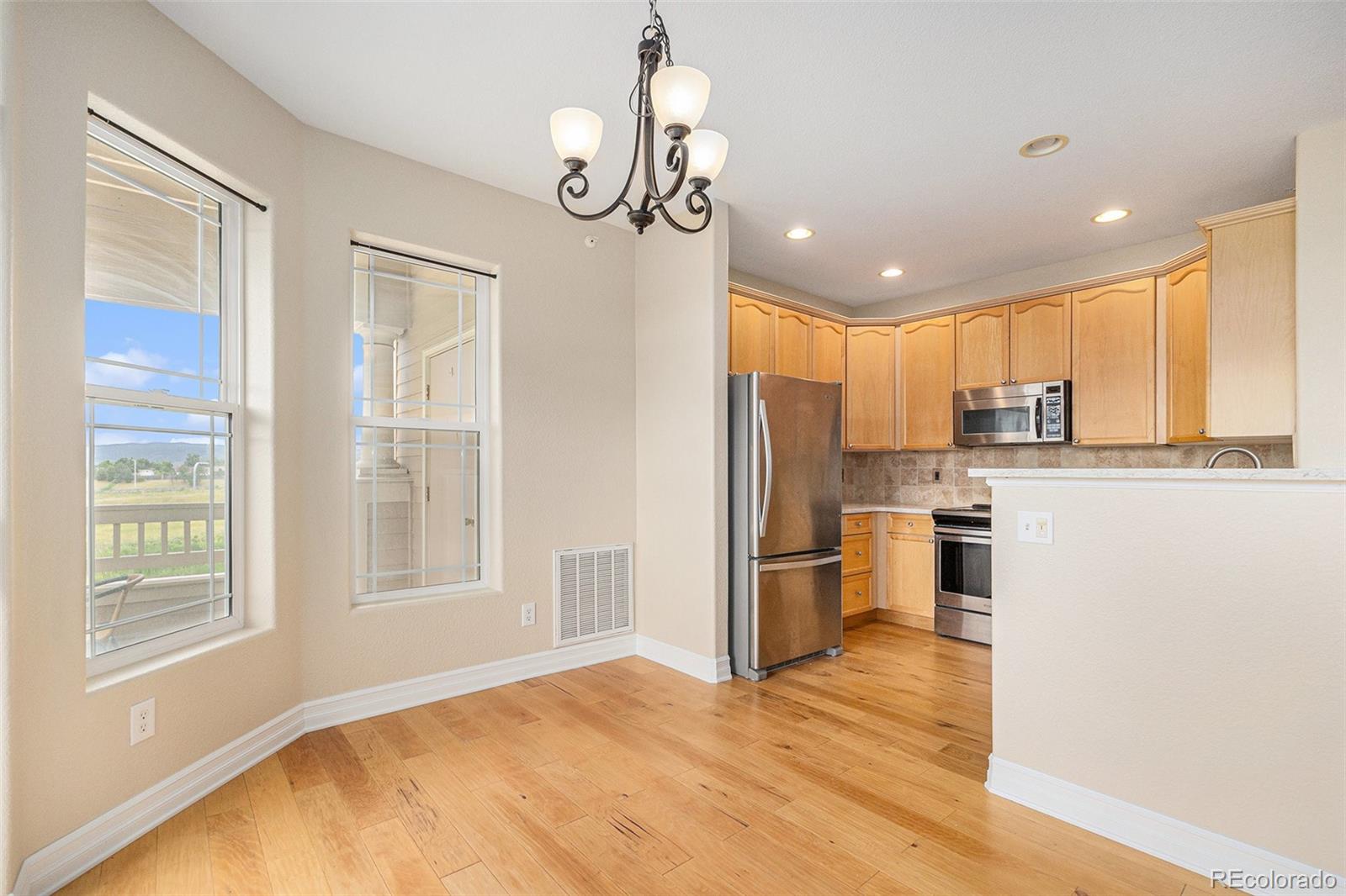 MLS Image #3 for 9538 w san juan circle,littleton, Colorado