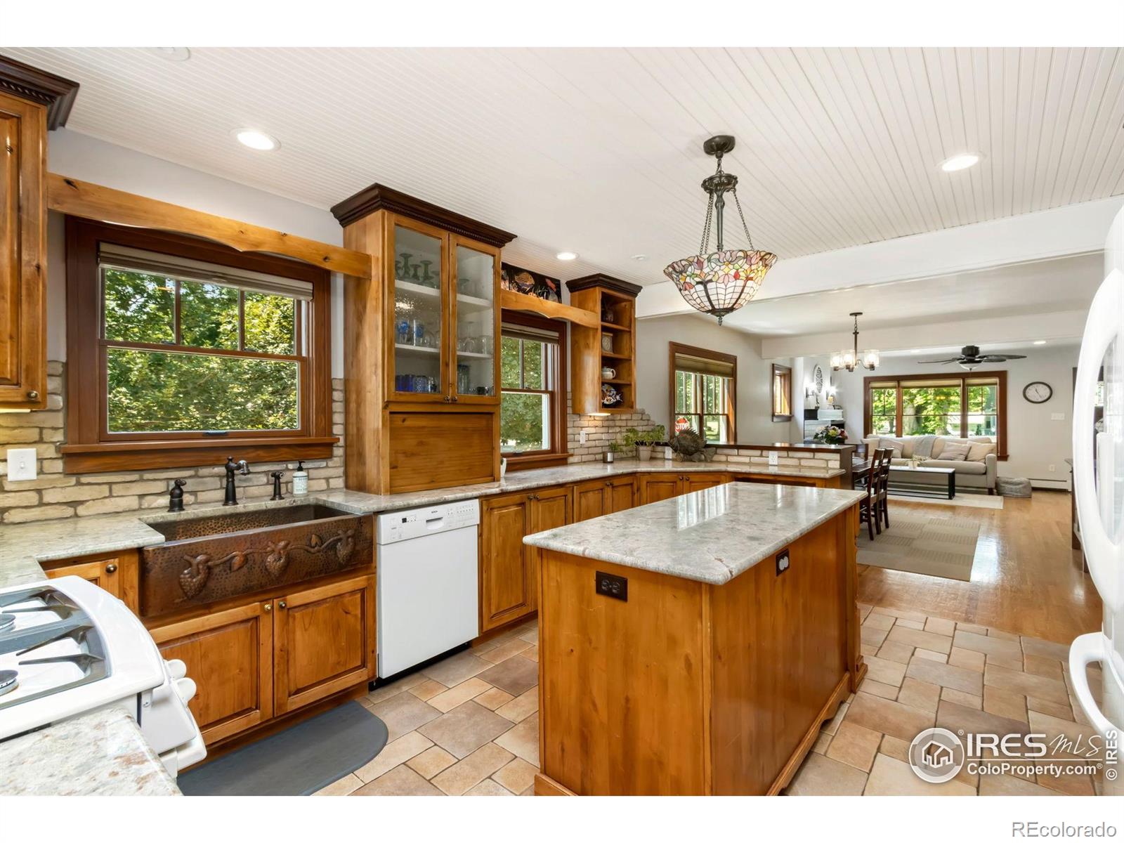 MLS Image #8 for 828  peterson street,fort collins, Colorado