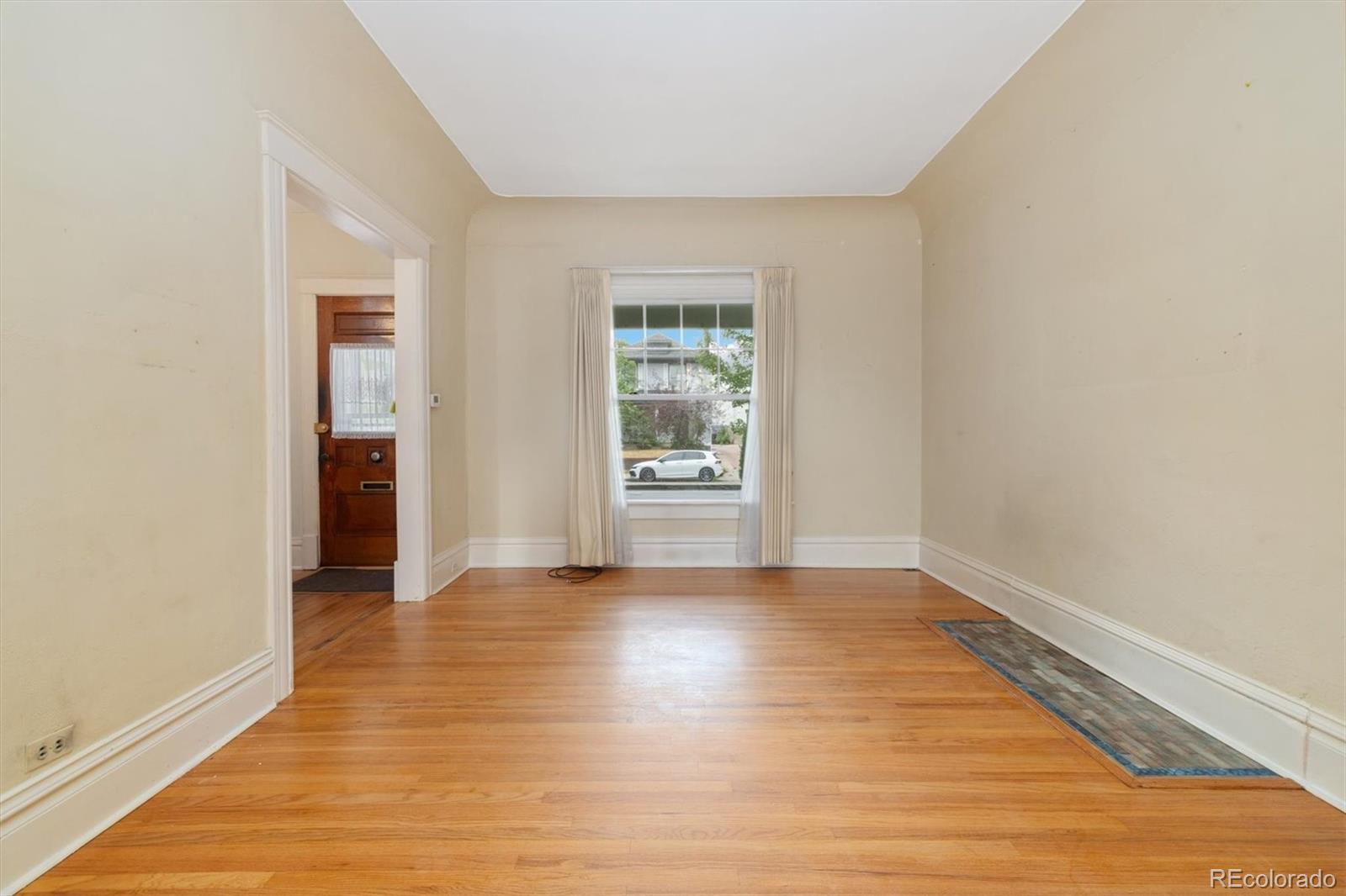 MLS Image #6 for 513 e 1st avenue,denver, Colorado