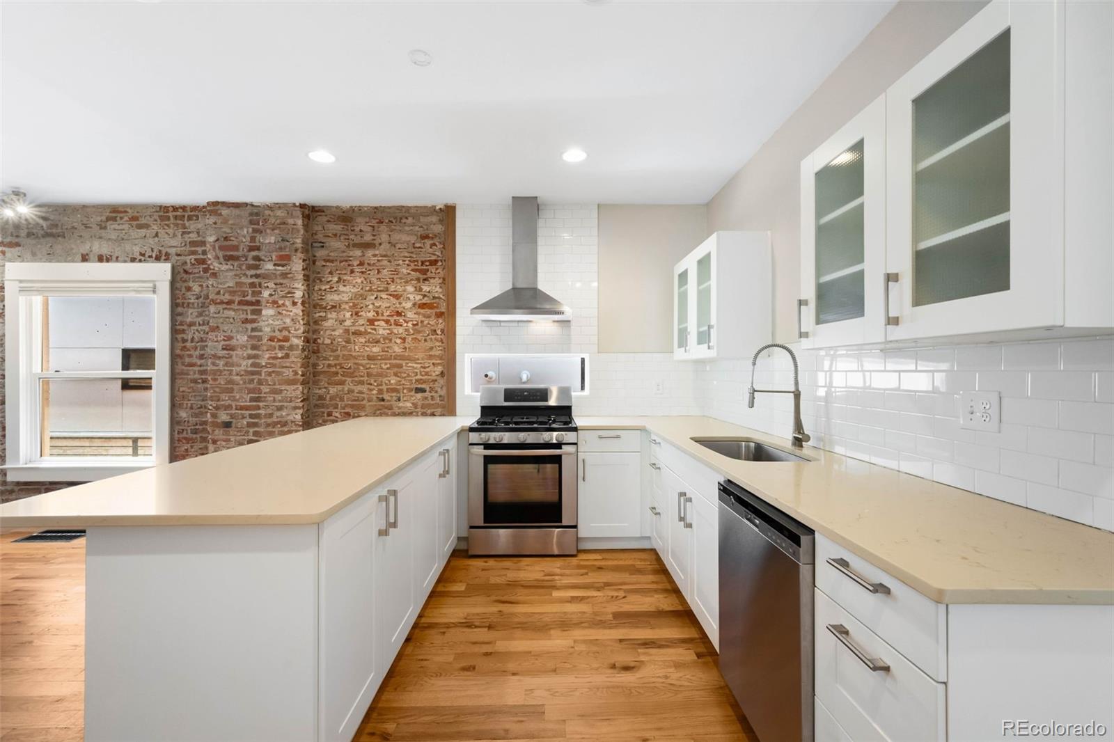 MLS Image #11 for 1753 w 36th avenue,denver, Colorado