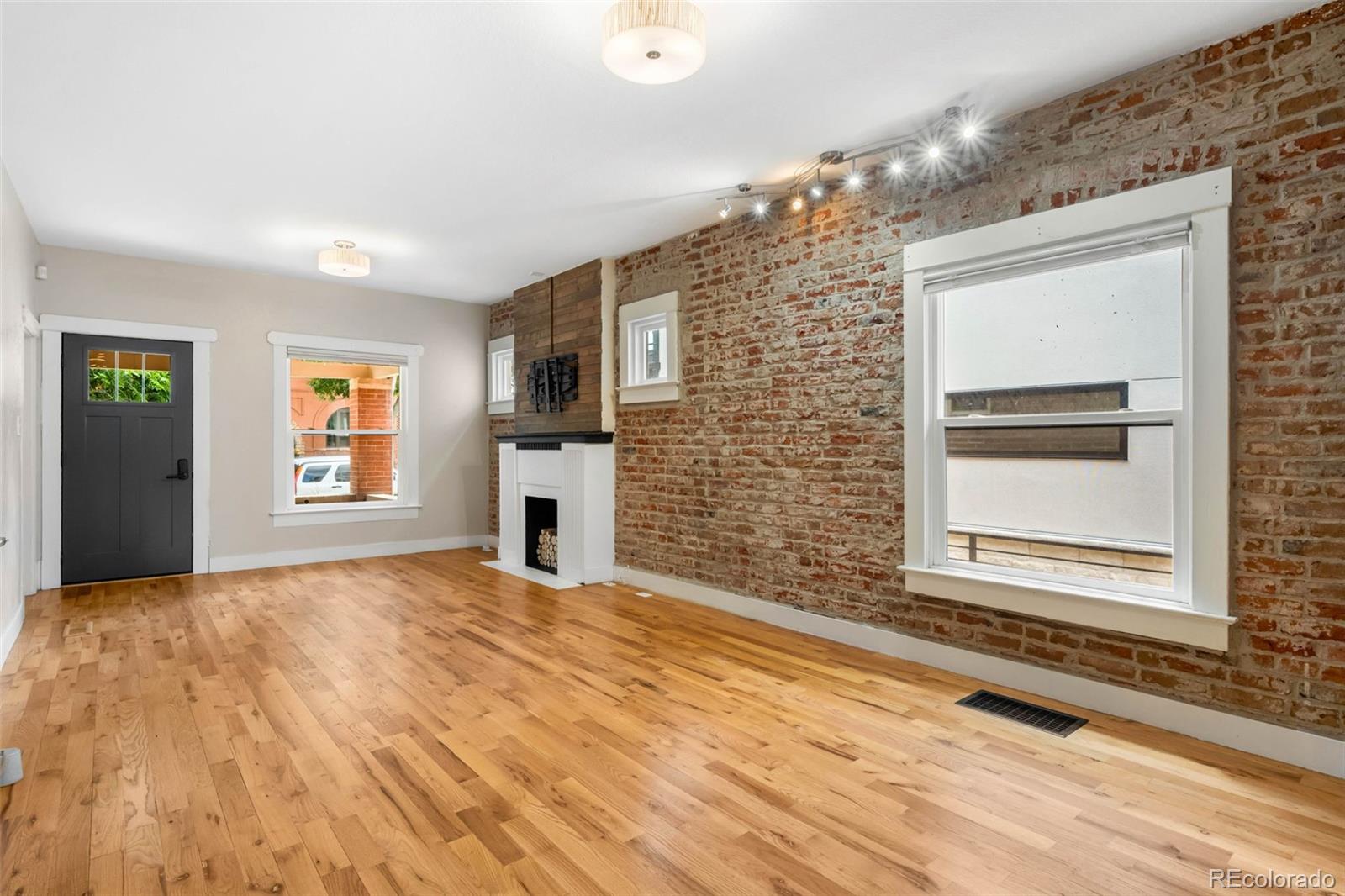 MLS Image #7 for 1753 w 36th avenue,denver, Colorado