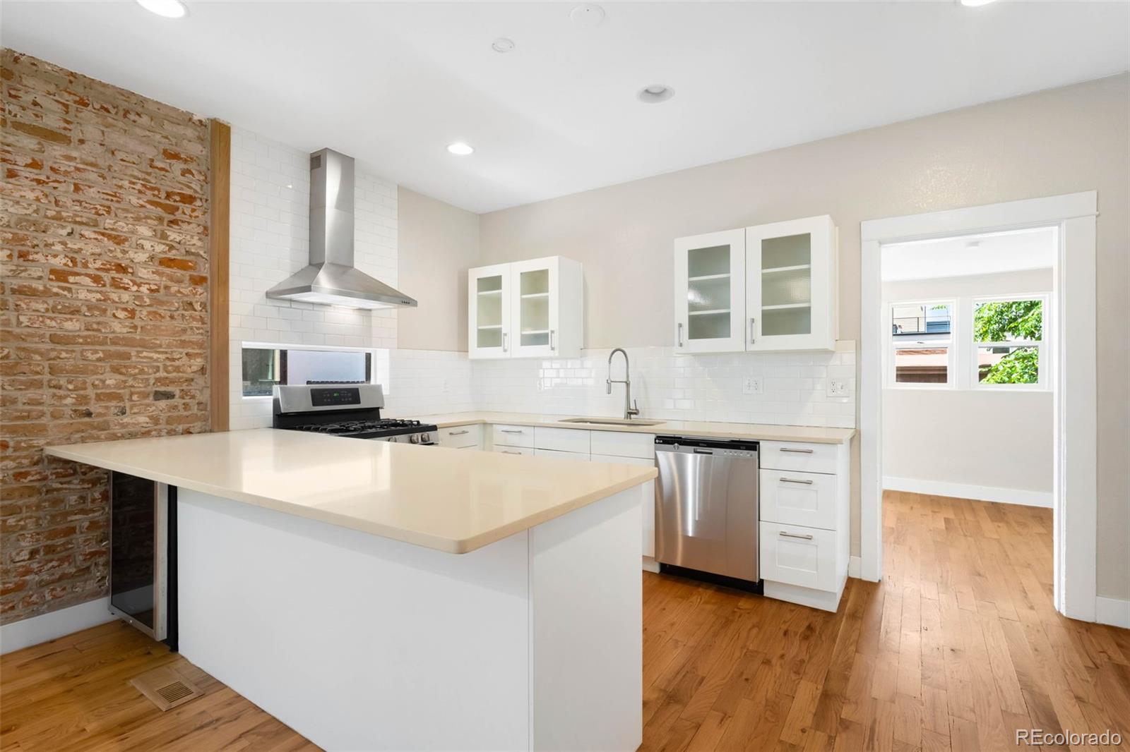 MLS Image #9 for 1753 w 36th avenue,denver, Colorado