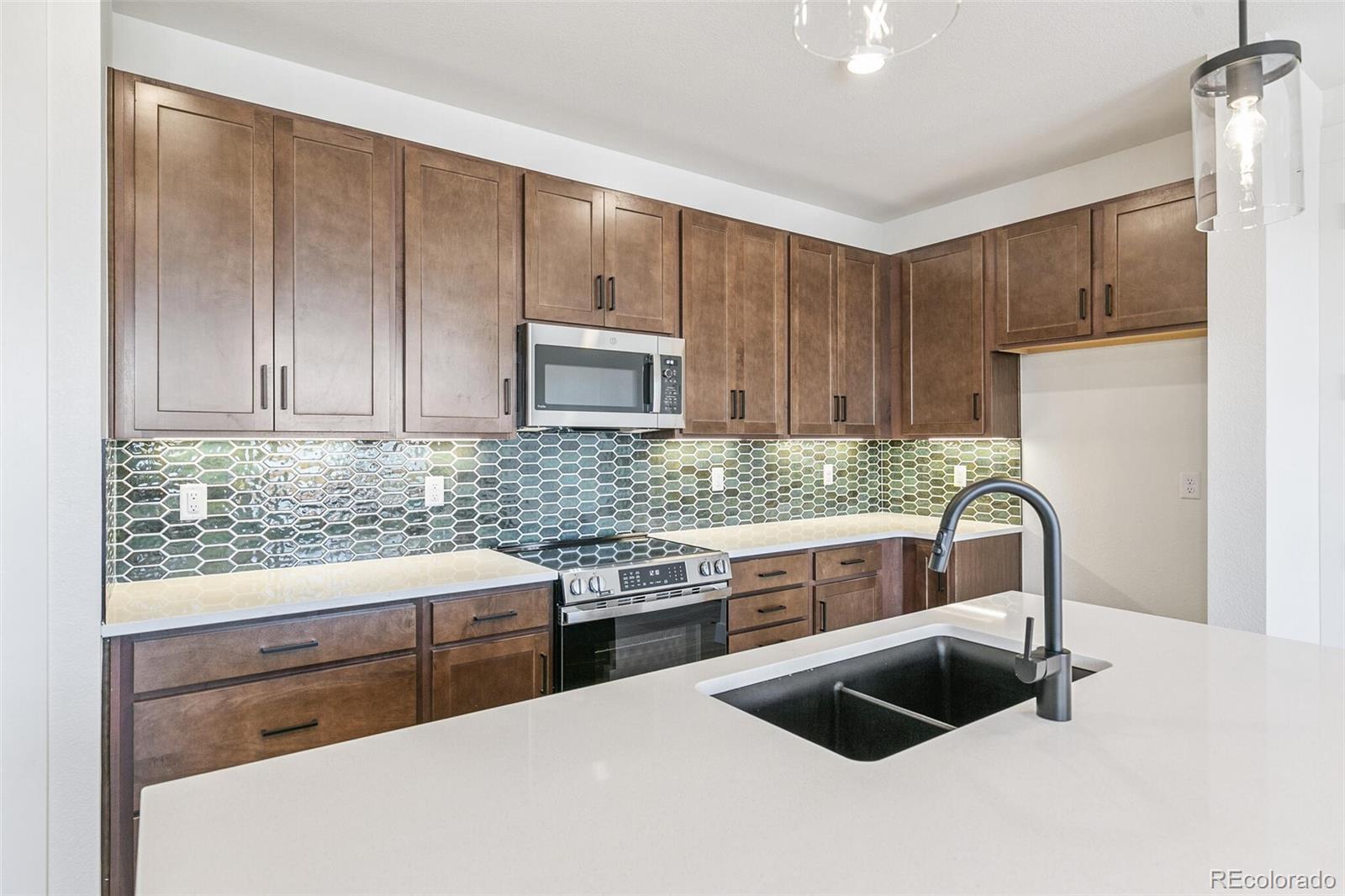 MLS Image #15 for 28564 e 6th place,watkins, Colorado