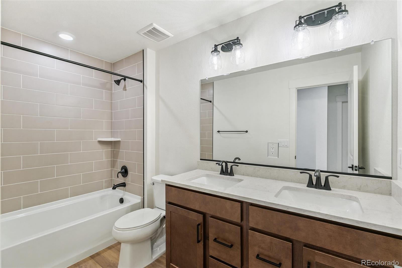 MLS Image #18 for 28564 e 6th place,watkins, Colorado