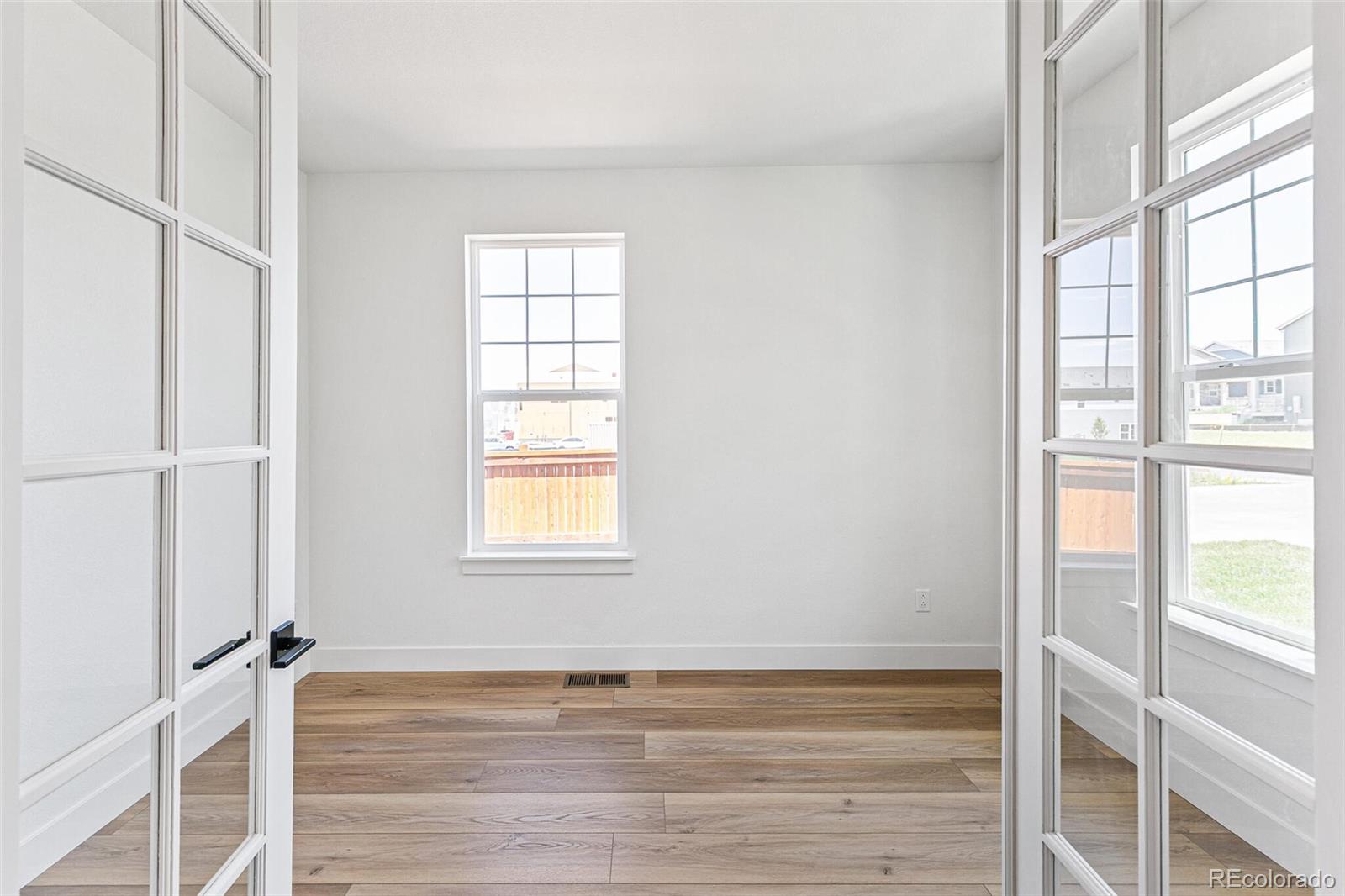MLS Image #2 for 28564 e 6th place,watkins, Colorado