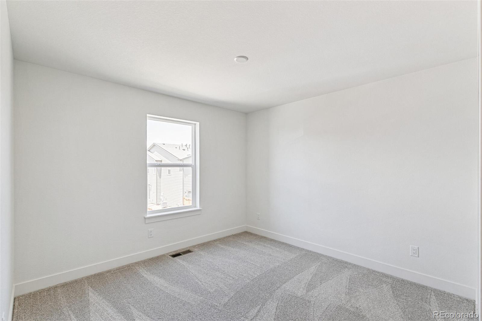 MLS Image #20 for 28564 e 6th place,watkins, Colorado