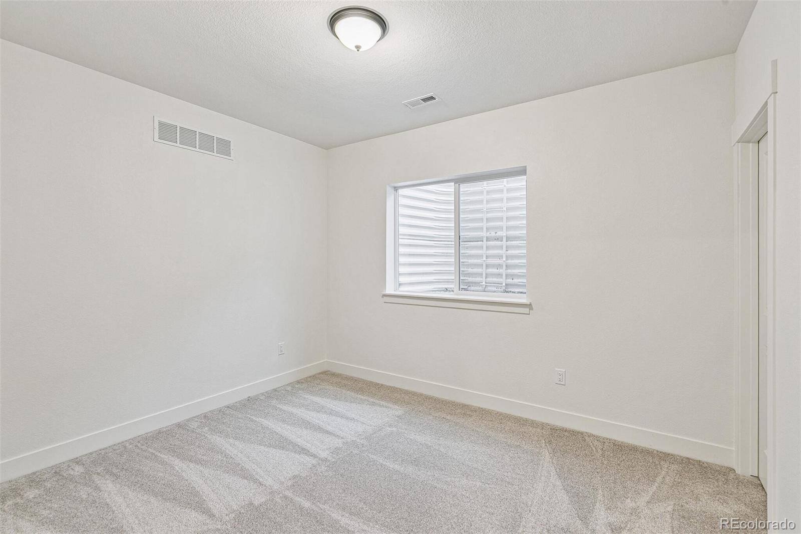MLS Image #26 for 28564 e 6th place,watkins, Colorado