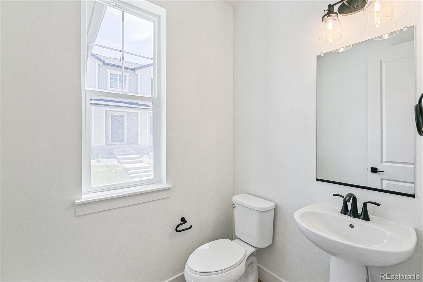 MLS Image #3 for 28564 e 6th place,watkins, Colorado