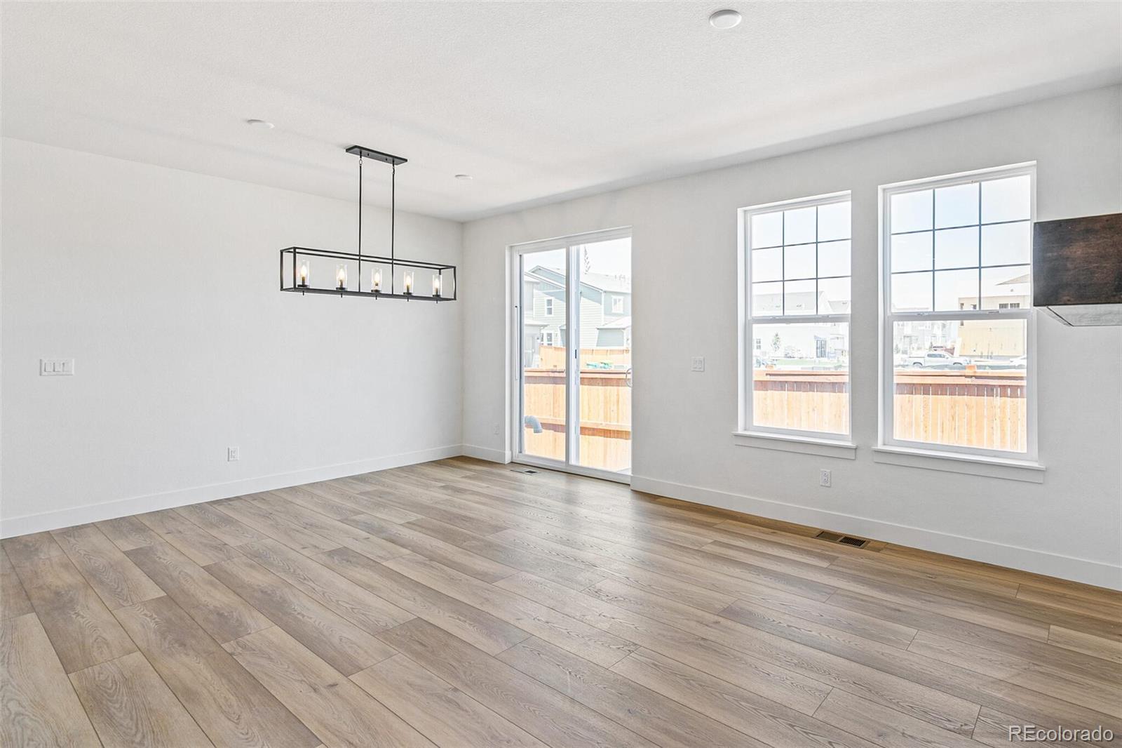 MLS Image #5 for 28564 e 6th place,watkins, Colorado