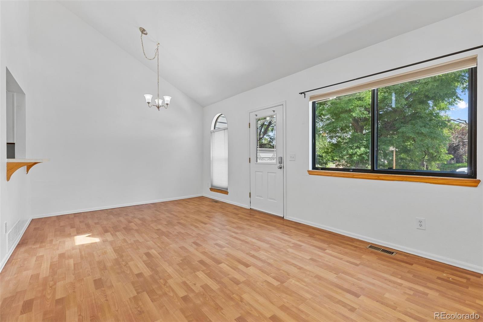 MLS Image #10 for 323 s taft court,louisville, Colorado
