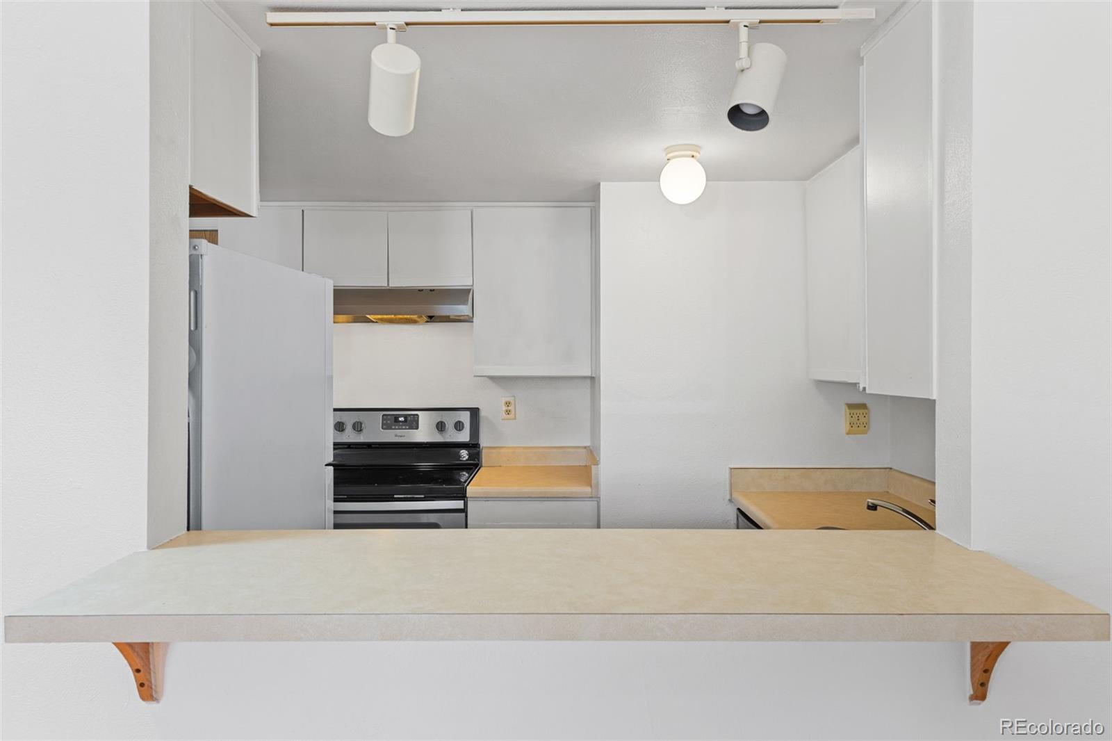 MLS Image #19 for 323 s taft court,louisville, Colorado