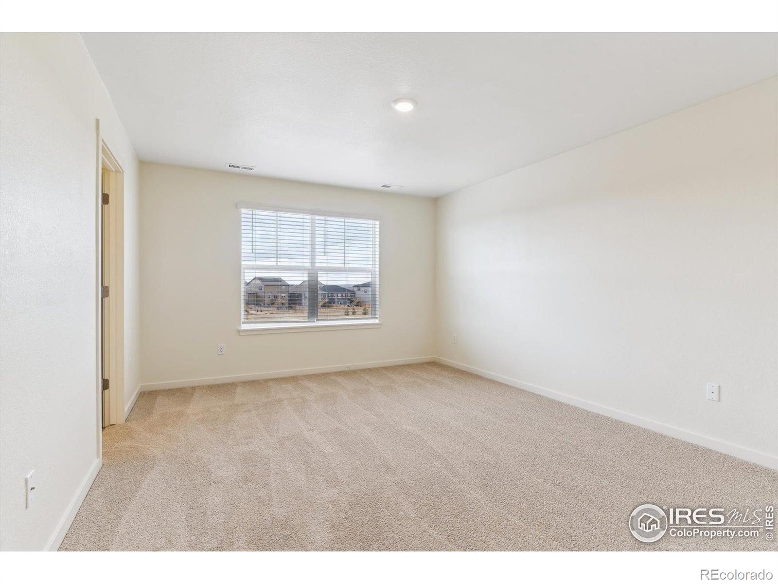 MLS Image #12 for 9929  ceylon court,commerce city, Colorado