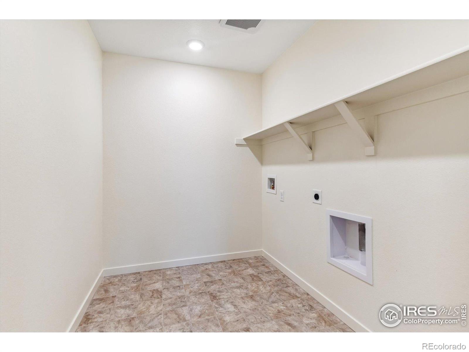 MLS Image #20 for 9929  ceylon court,commerce city, Colorado