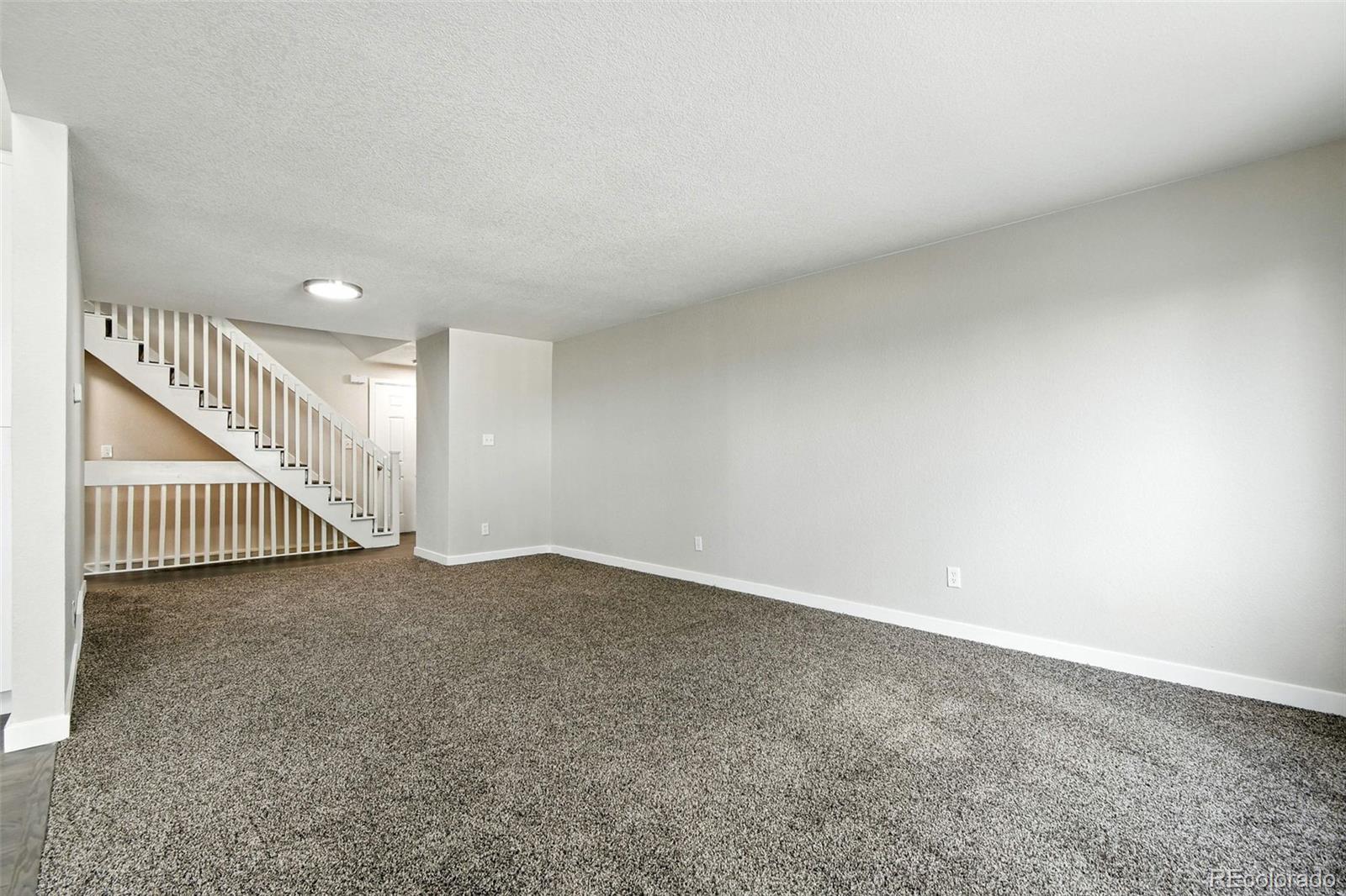 MLS Image #10 for 2976 s parker court,aurora, Colorado