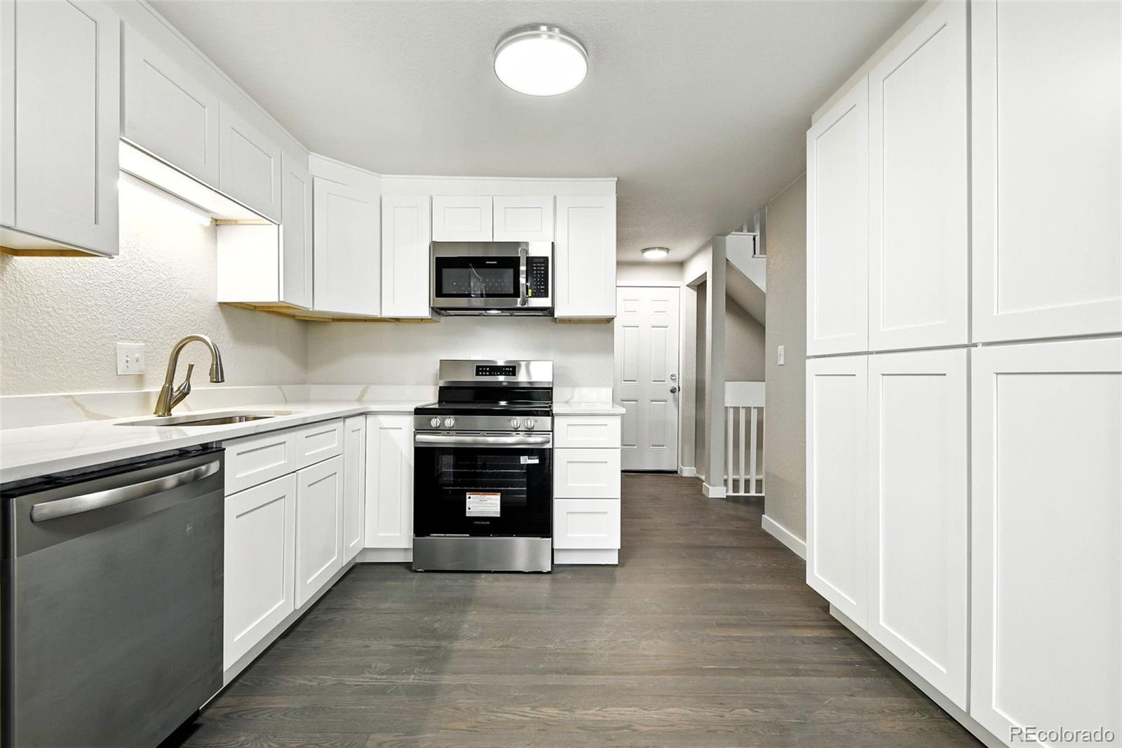 MLS Image #15 for 2976 s parker court,aurora, Colorado