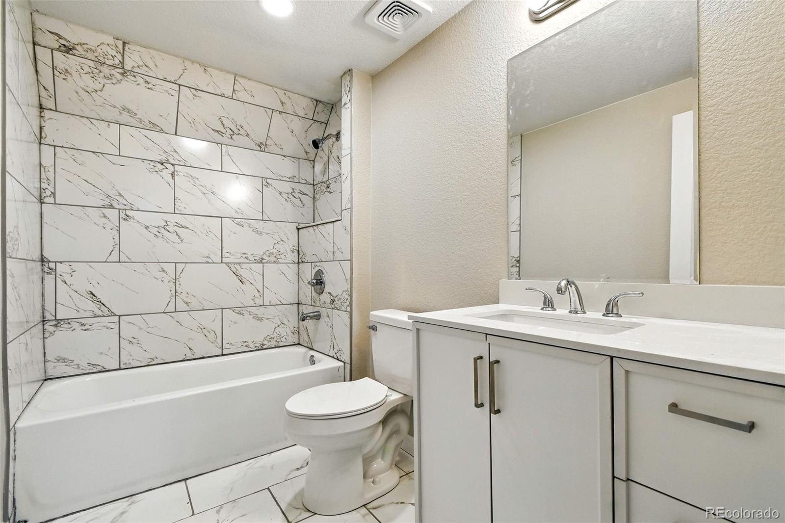 MLS Image #43 for 2976 s parker court,aurora, Colorado
