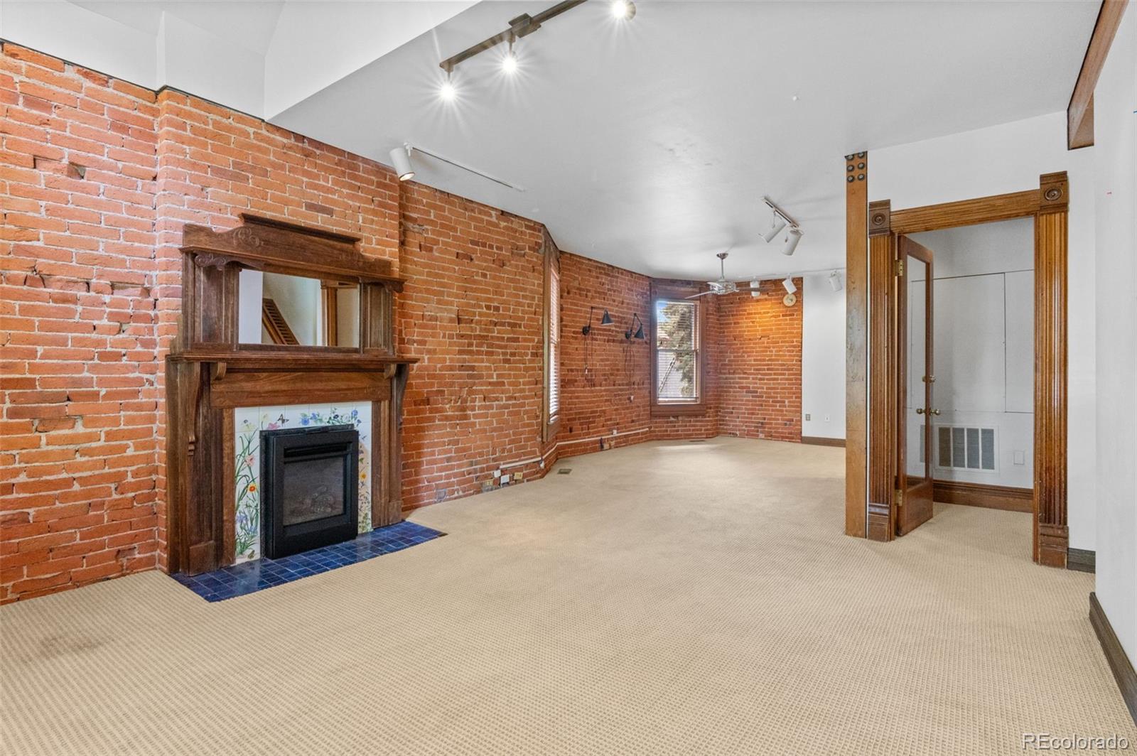 MLS Image #21 for 1629 n downing street,denver, Colorado