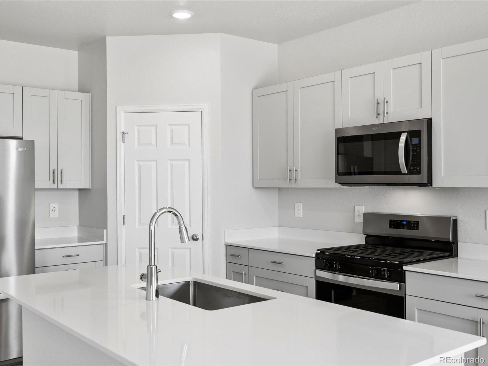 MLS Image #11 for 609  lost lake street,brighton, Colorado