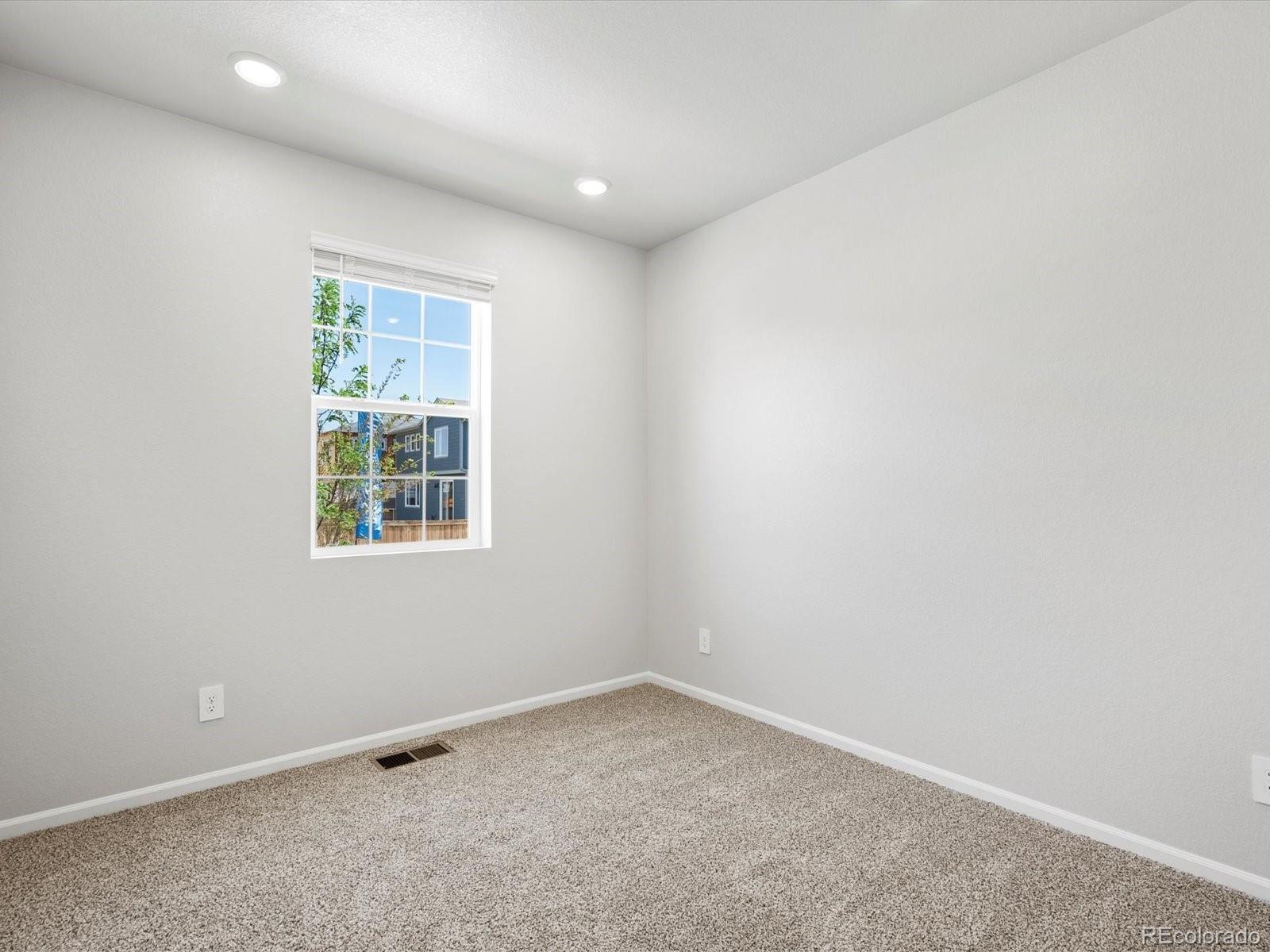 MLS Image #5 for 609  lost lake street,brighton, Colorado