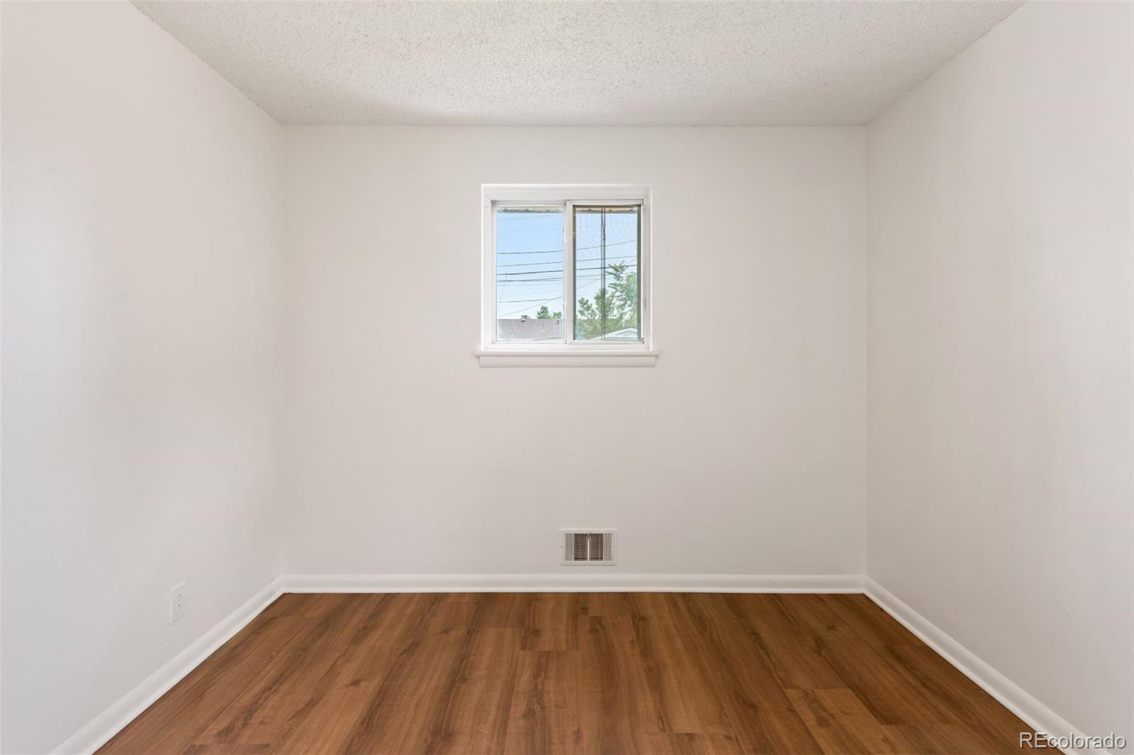 MLS Image #9 for 6951  leyden street,commerce city, Colorado