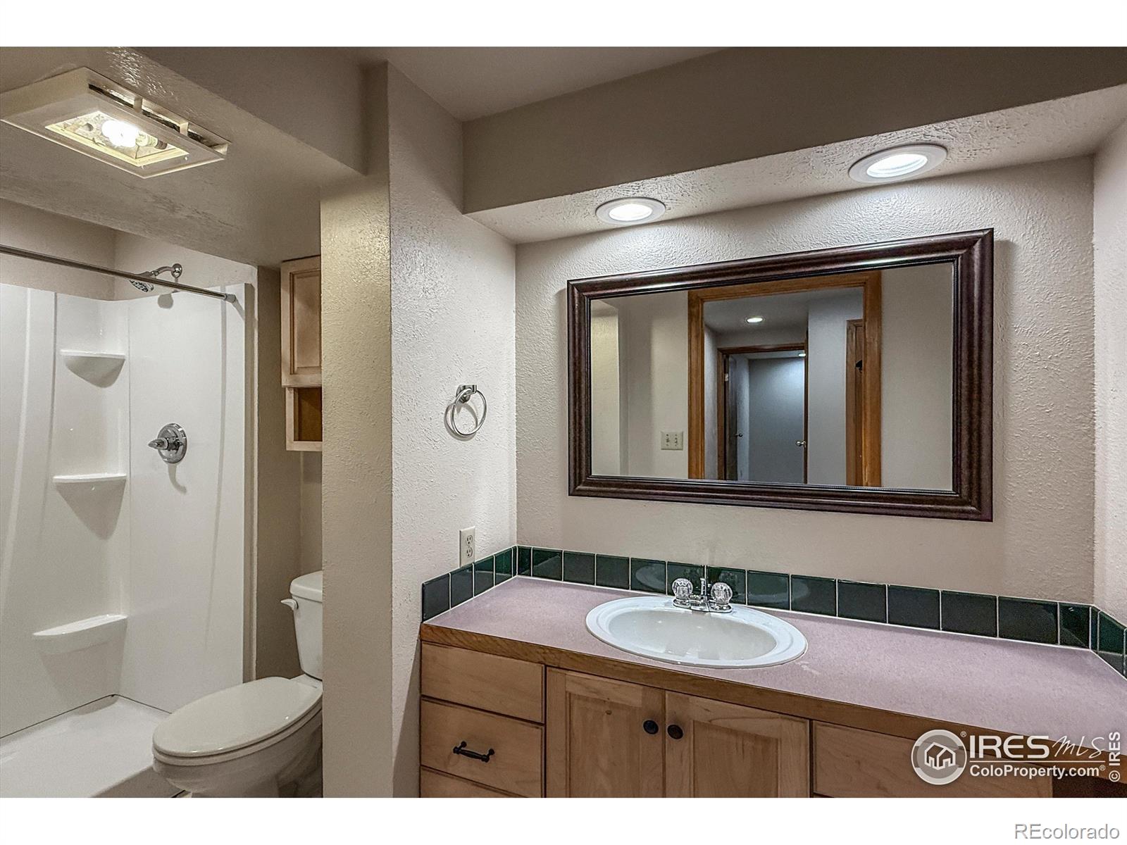 MLS Image #30 for 1943  etton drive,fort collins, Colorado
