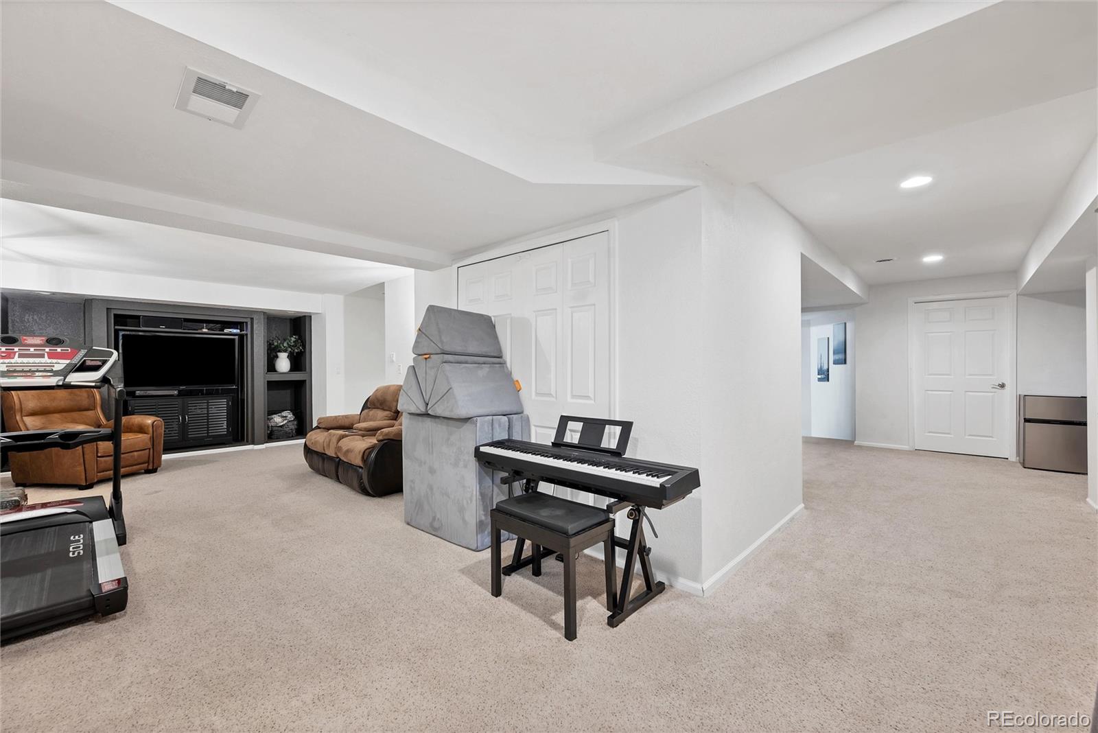 MLS Image #39 for 985  english sparrow trail,highlands ranch, Colorado