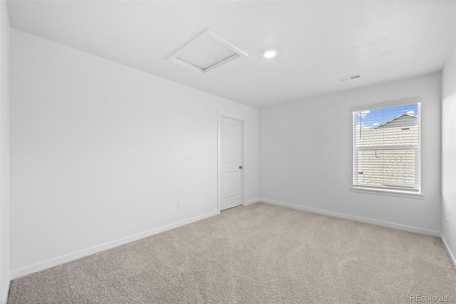 MLS Image #23 for 437  thrush place,johnstown, Colorado