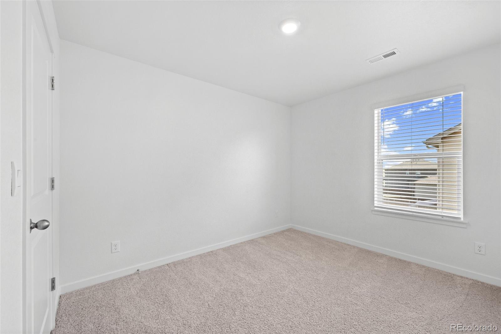 MLS Image #25 for 437  thrush place,johnstown, Colorado