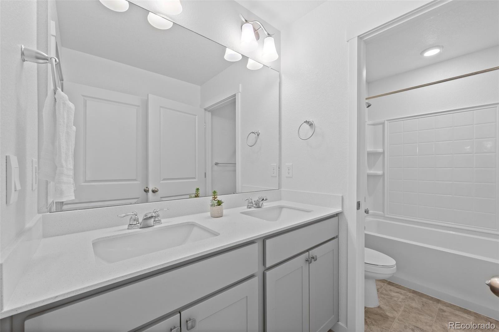 MLS Image #27 for 437  thrush place,johnstown, Colorado