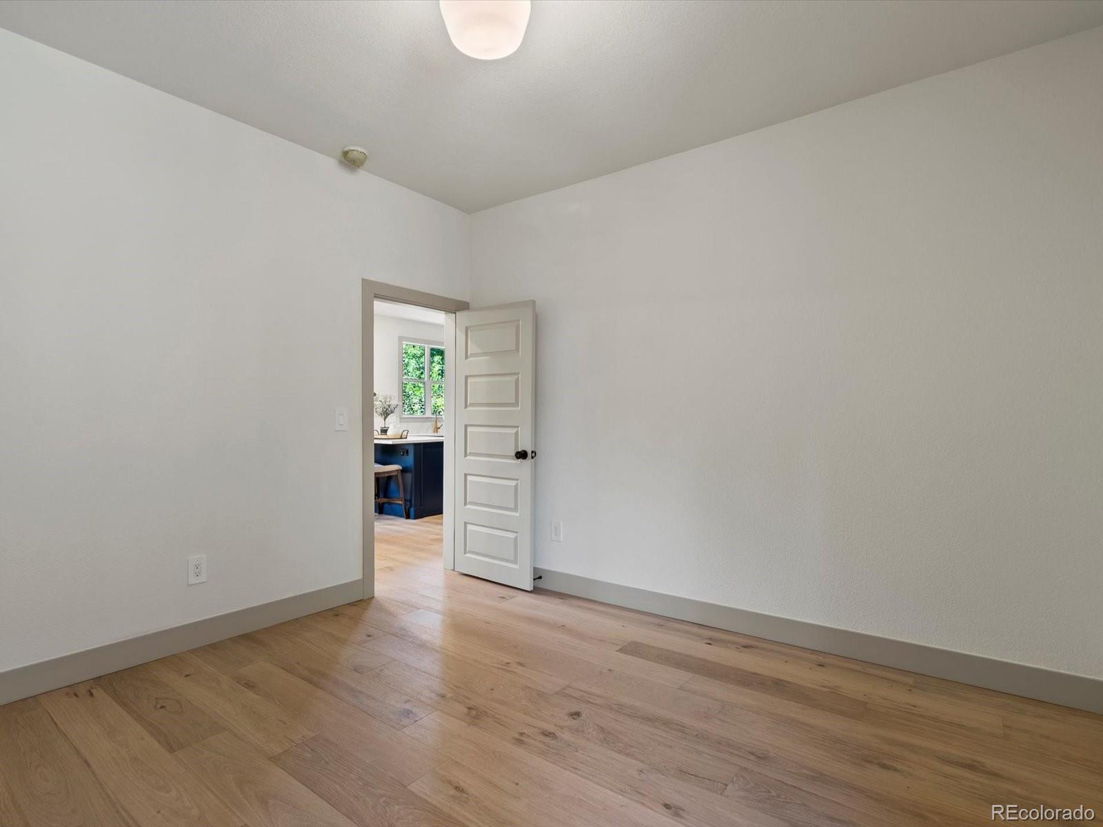 MLS Image #23 for 883 s downing street,denver, Colorado