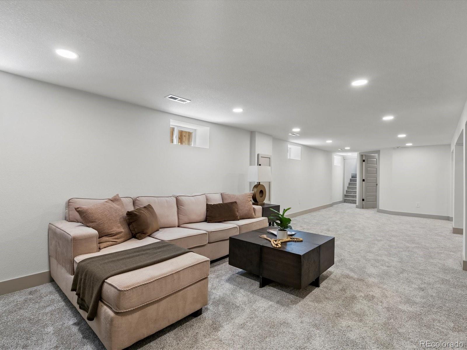 MLS Image #27 for 883 s downing street,denver, Colorado