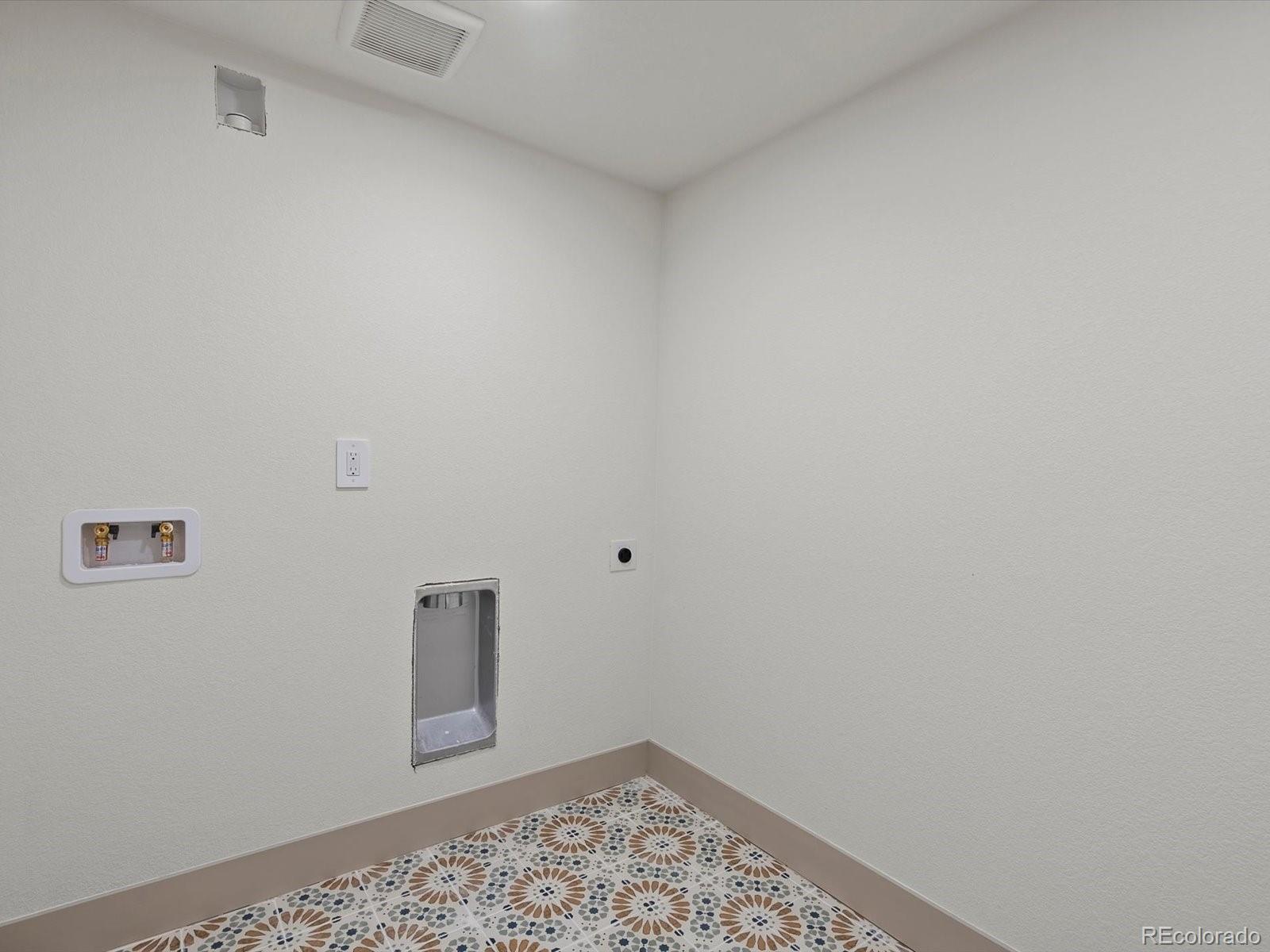 MLS Image #34 for 883 s downing street,denver, Colorado