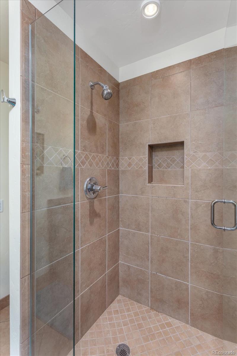 MLS Image #16 for 536 e 1st street,salida, Colorado