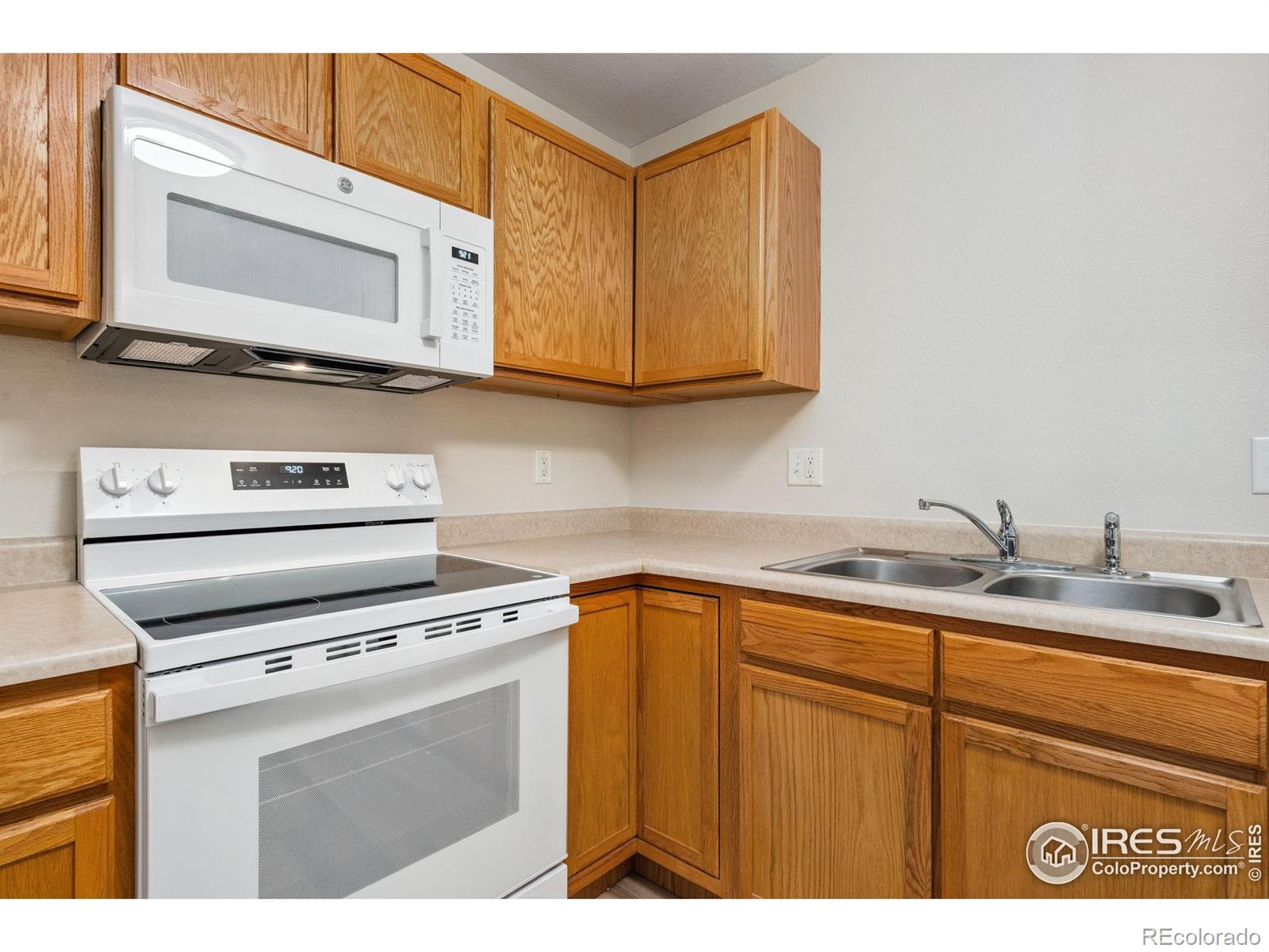 MLS Image #11 for 2702  rigden parkway,fort collins, Colorado