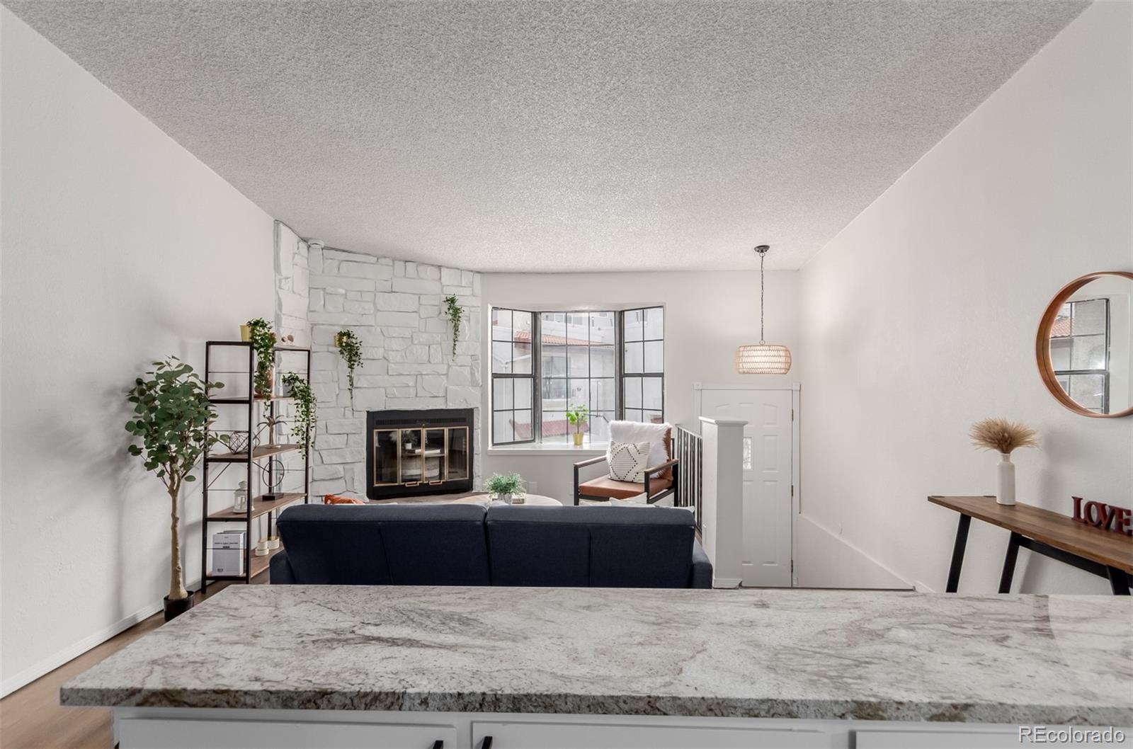 MLS Image #11 for 2620 s federal boulevard,denver, Colorado