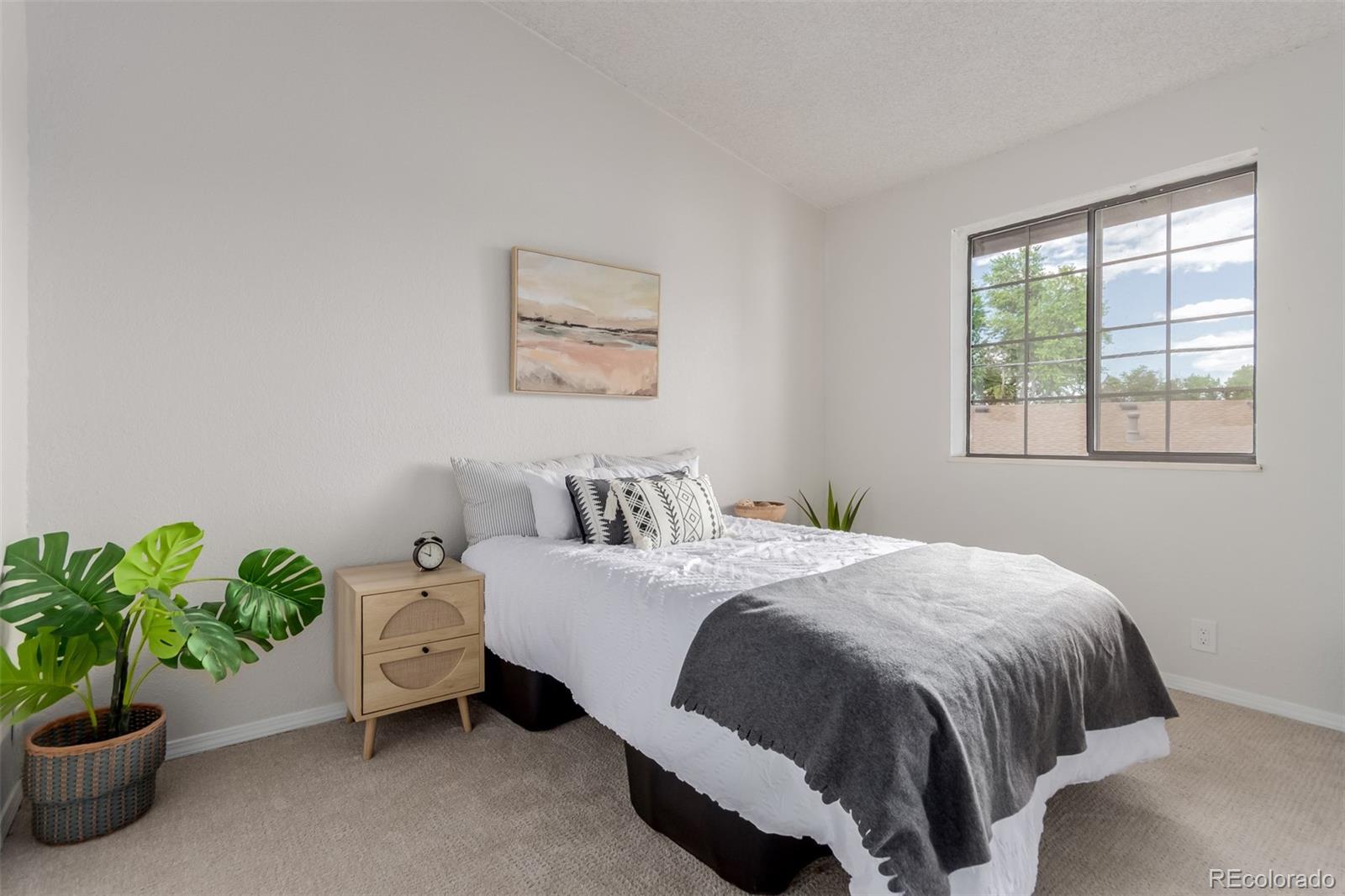 MLS Image #13 for 2620 s federal boulevard,denver, Colorado